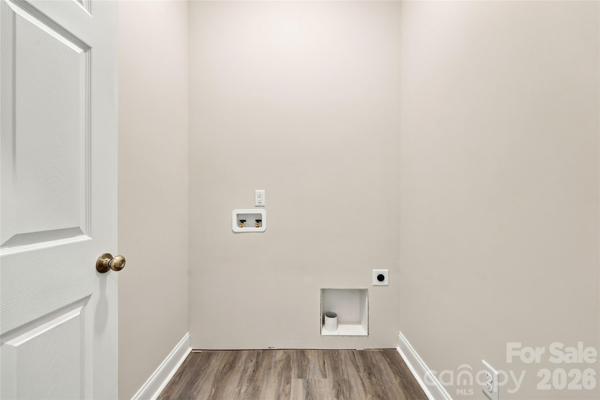 210 Joy-lynne Court Property Photo 25