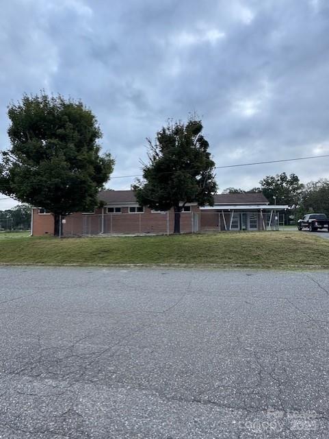 318 Laurel Avenue Property Photo 1