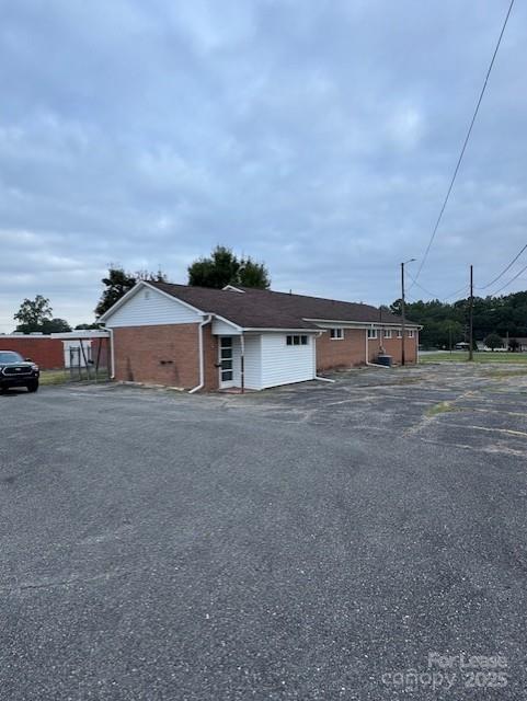 318 Laurel Avenue Property Photo 3