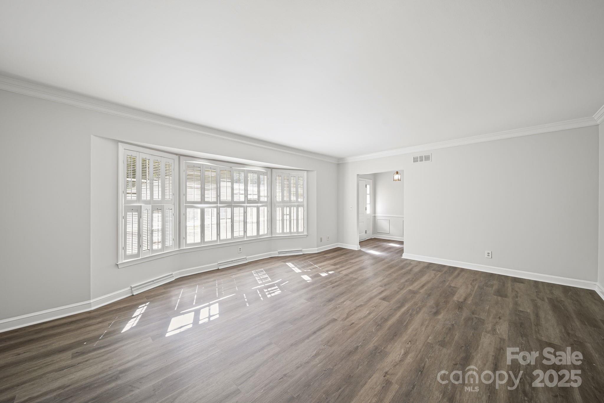 509 Lee Avenue Property Photo 6