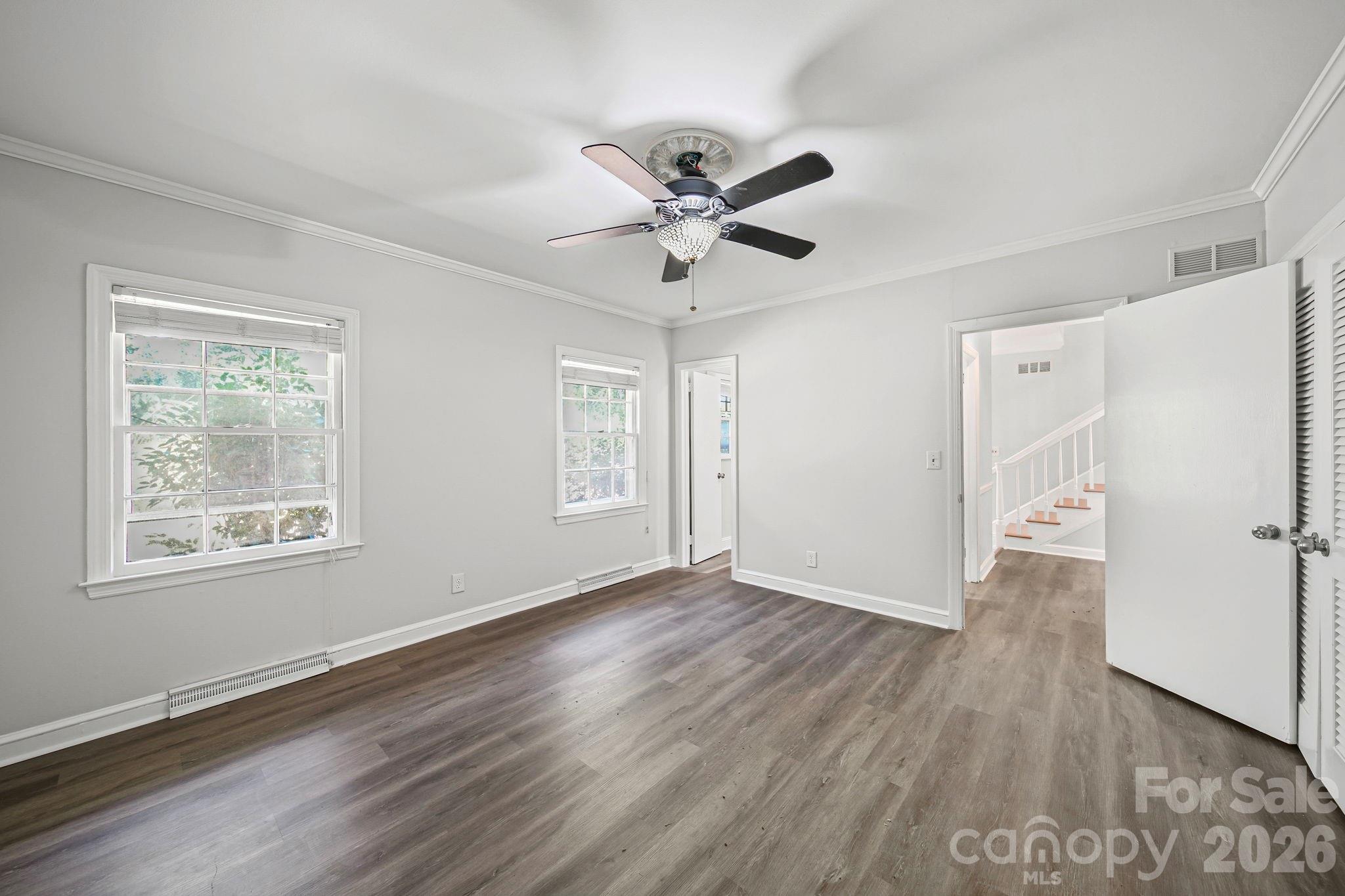 509 Lee Avenue Property Photo 24