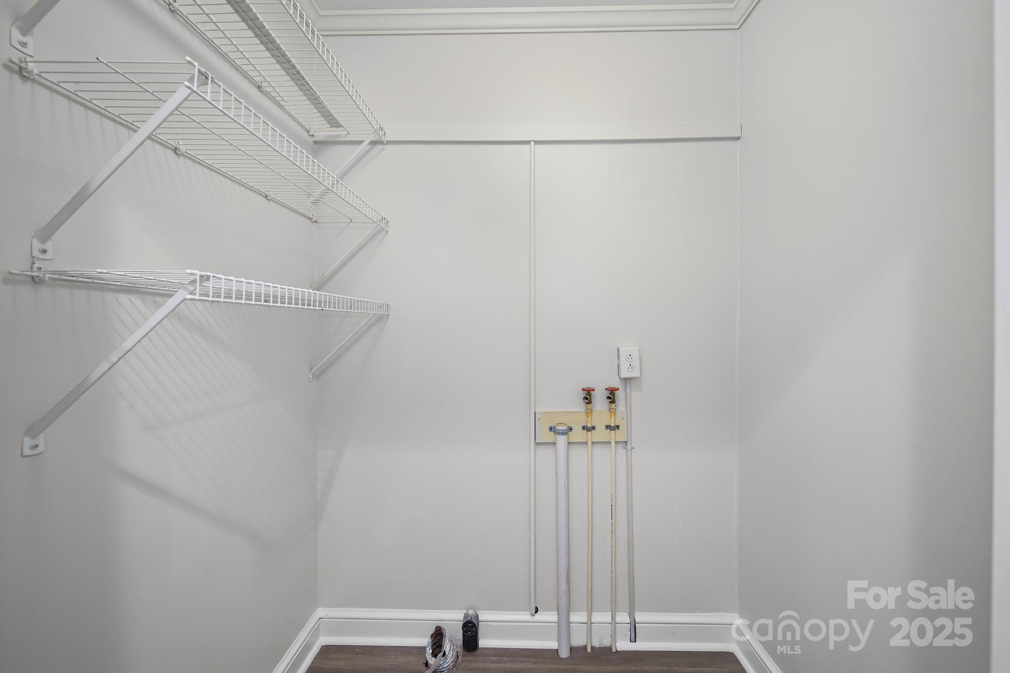 509 Lee Avenue Property Photo 26