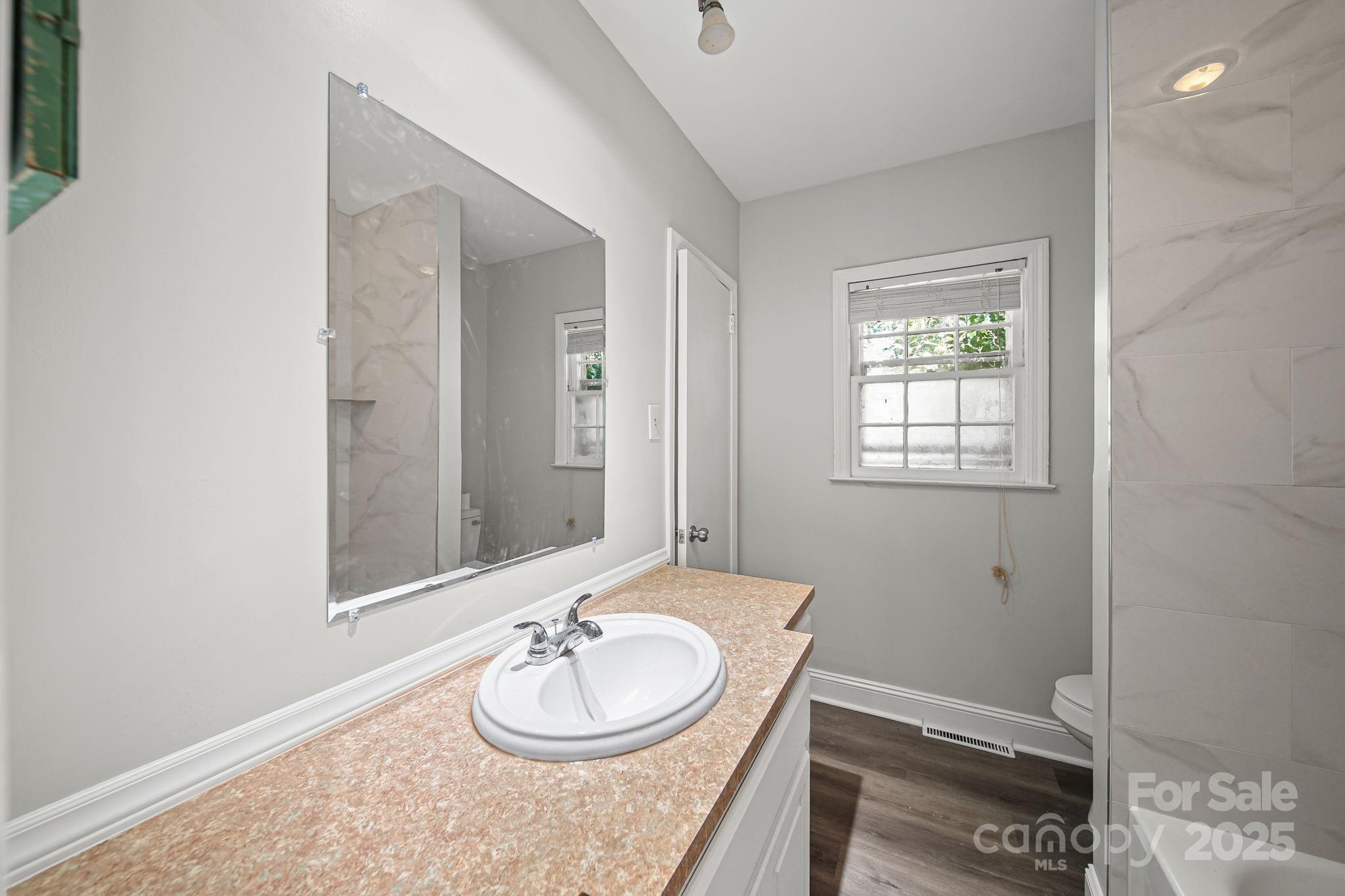 509 Lee Avenue Property Photo 27
