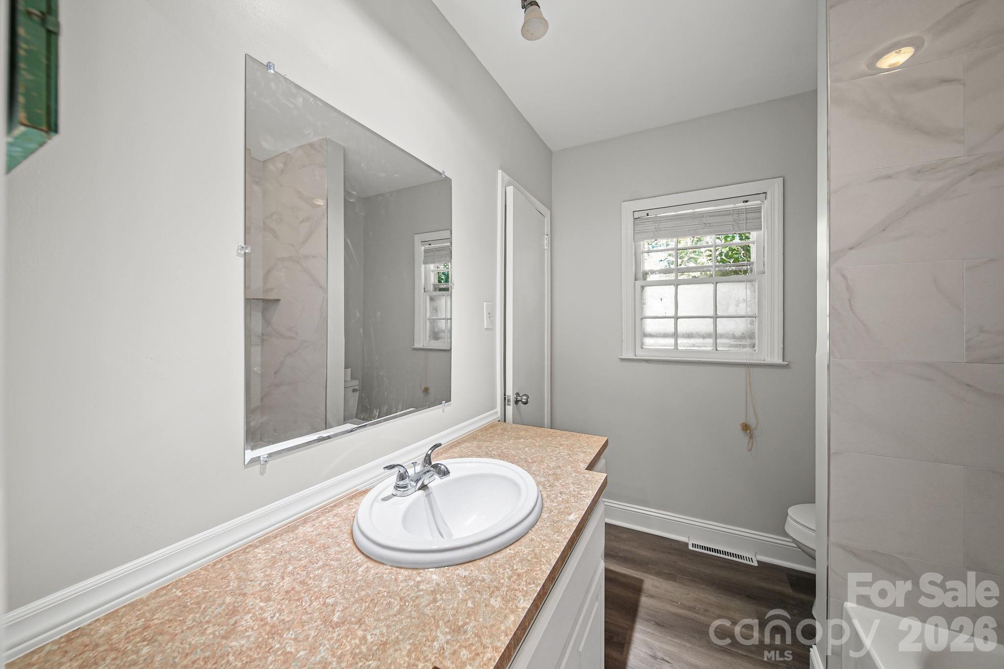 509 Lee Avenue Property Photo 27