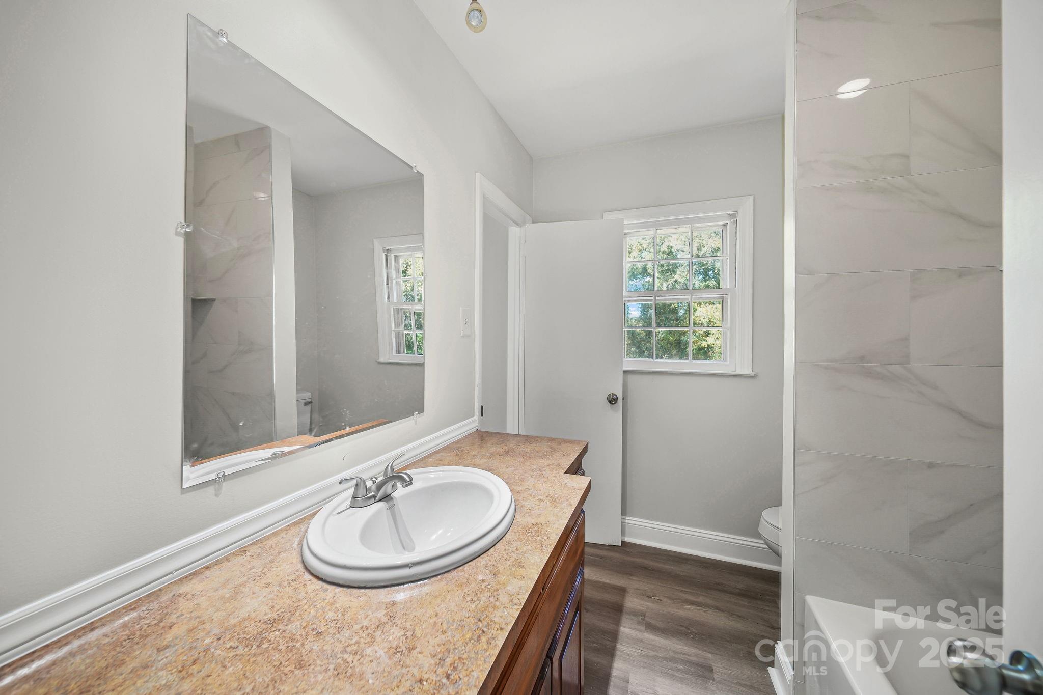 509 Lee Avenue Property Photo 34
