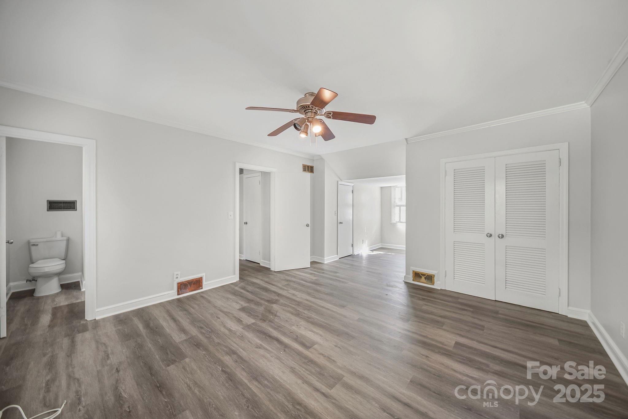 509 Lee Avenue Property Photo 37