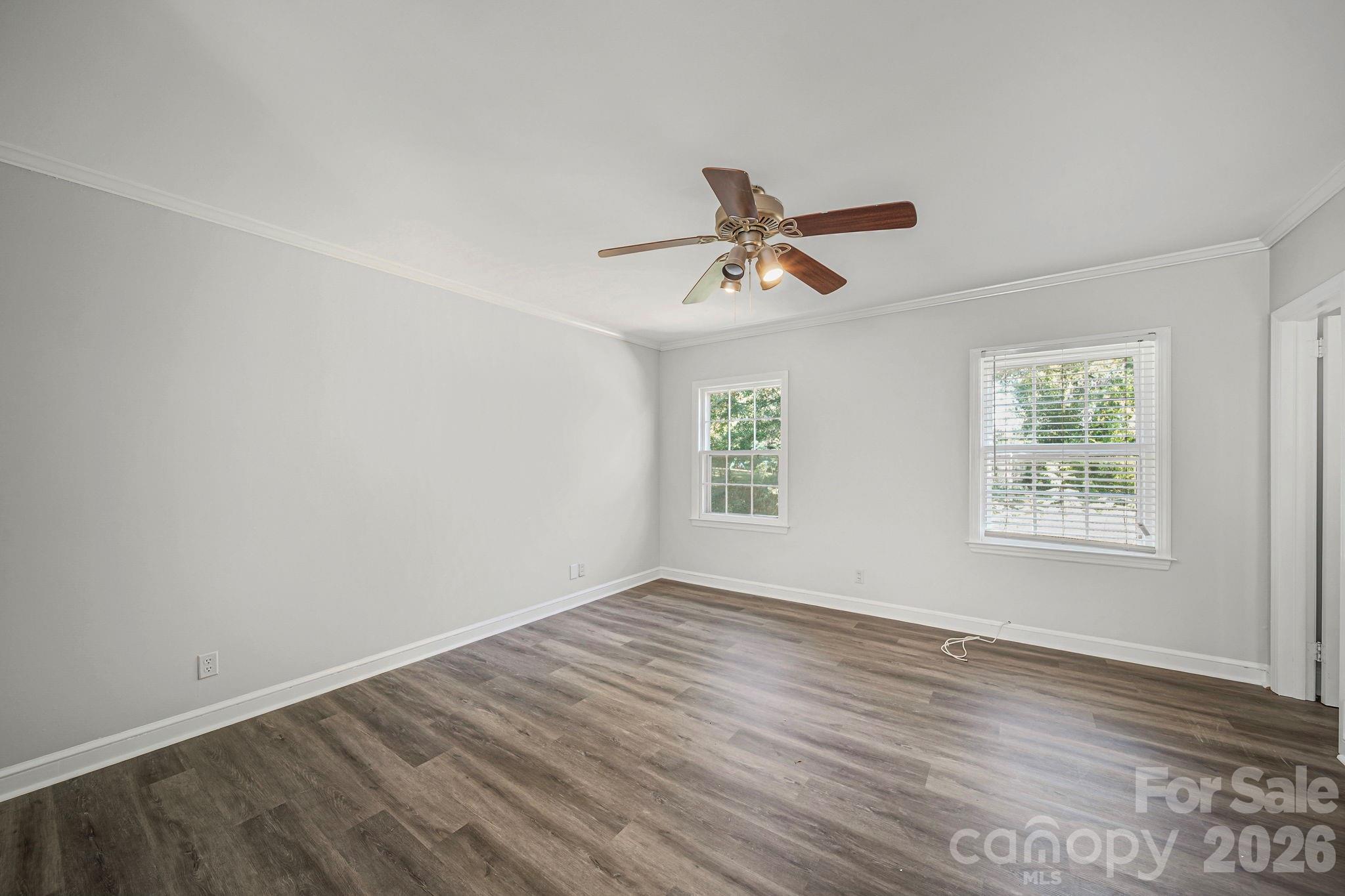 509 Lee Avenue Property Photo 38