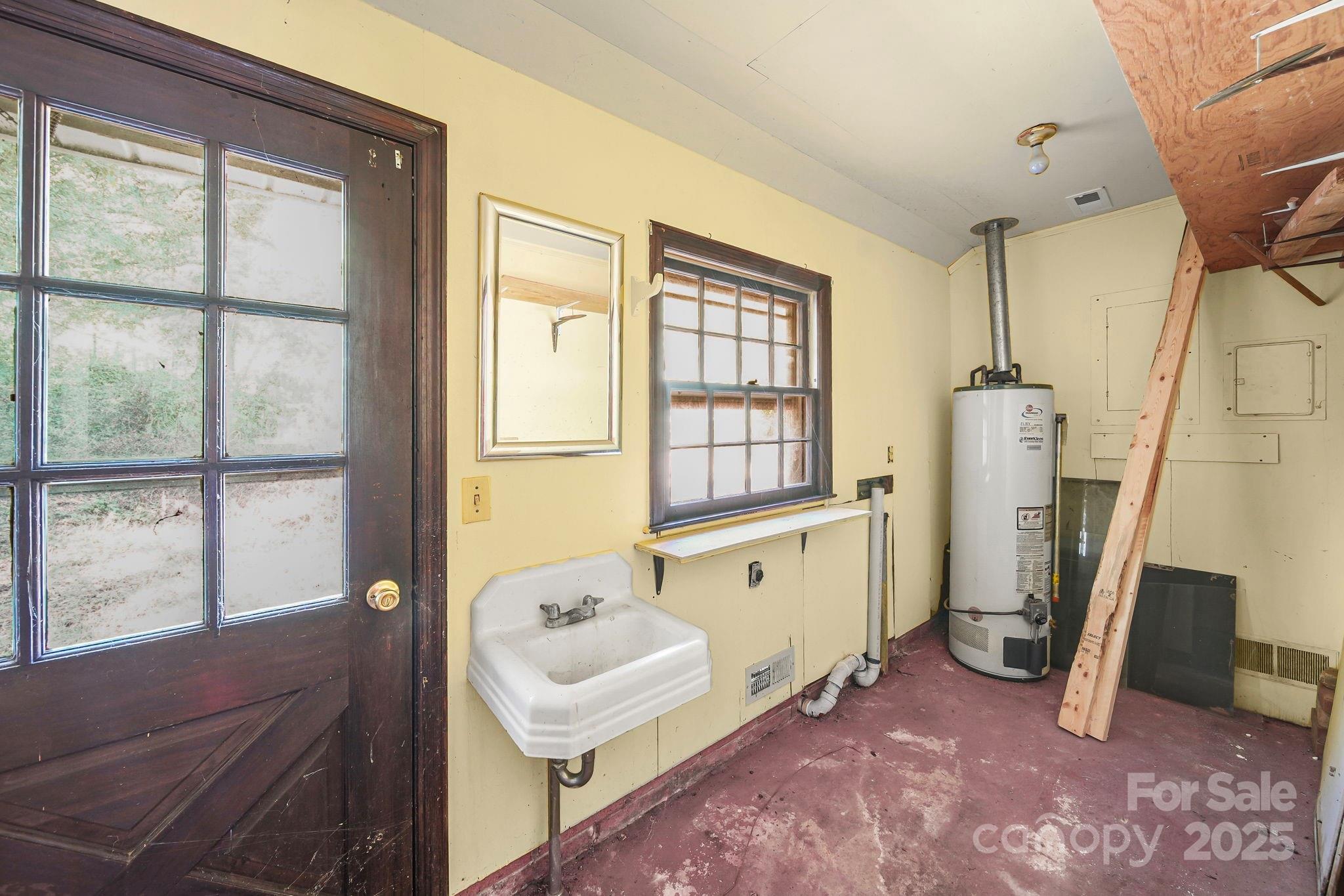 509 Lee Avenue Property Photo 41