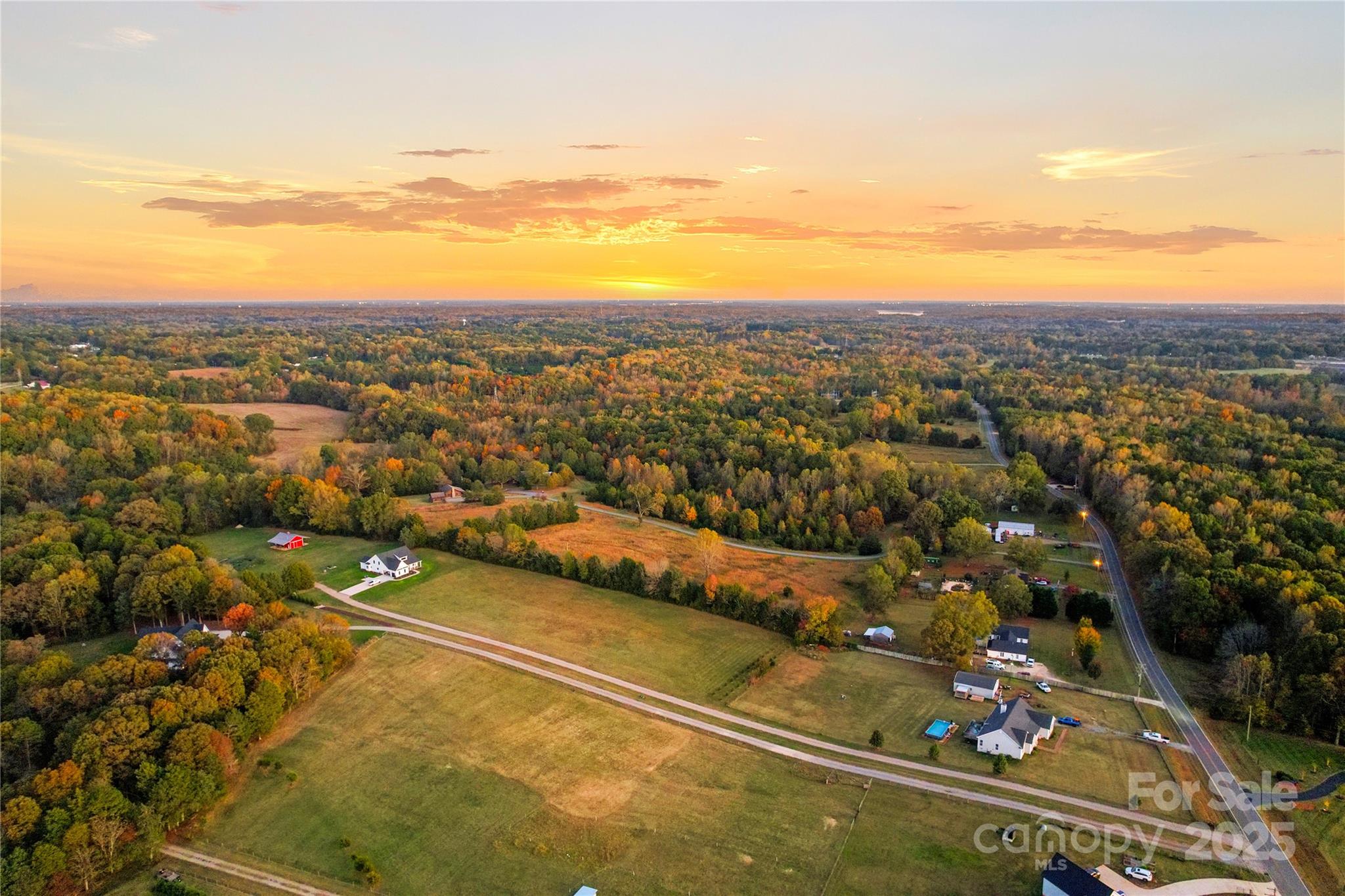 213 Rustic Road Property Photo 8