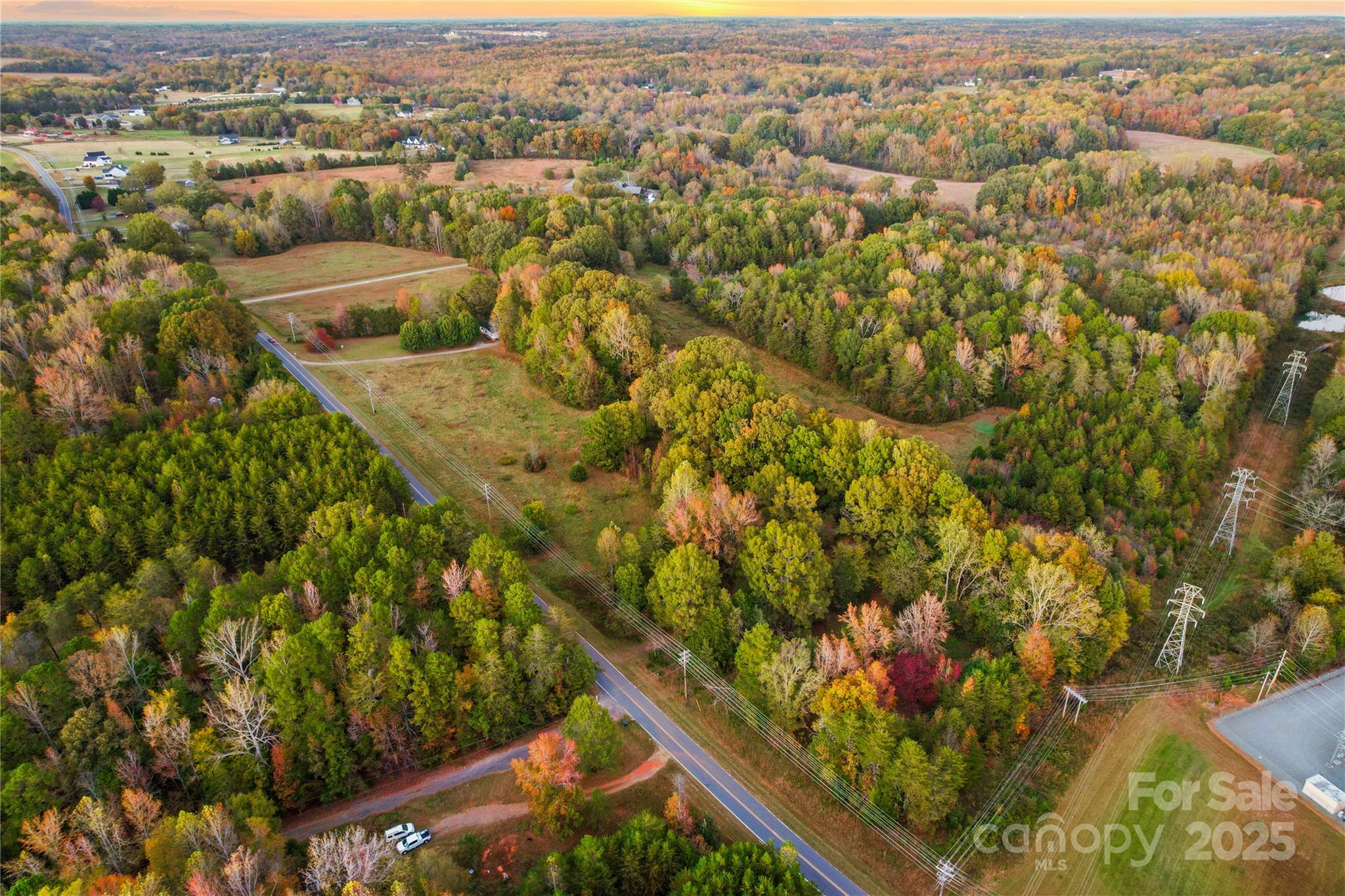 213 Rustic Road Property Photo 12