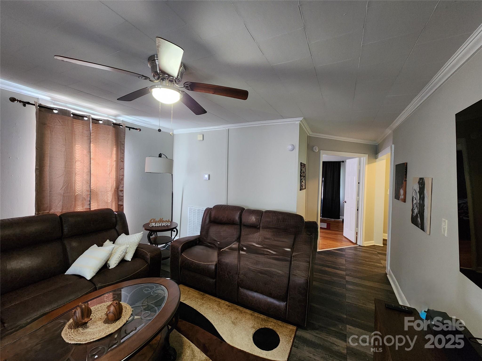 628 E Lafayette Street Property Photo 5