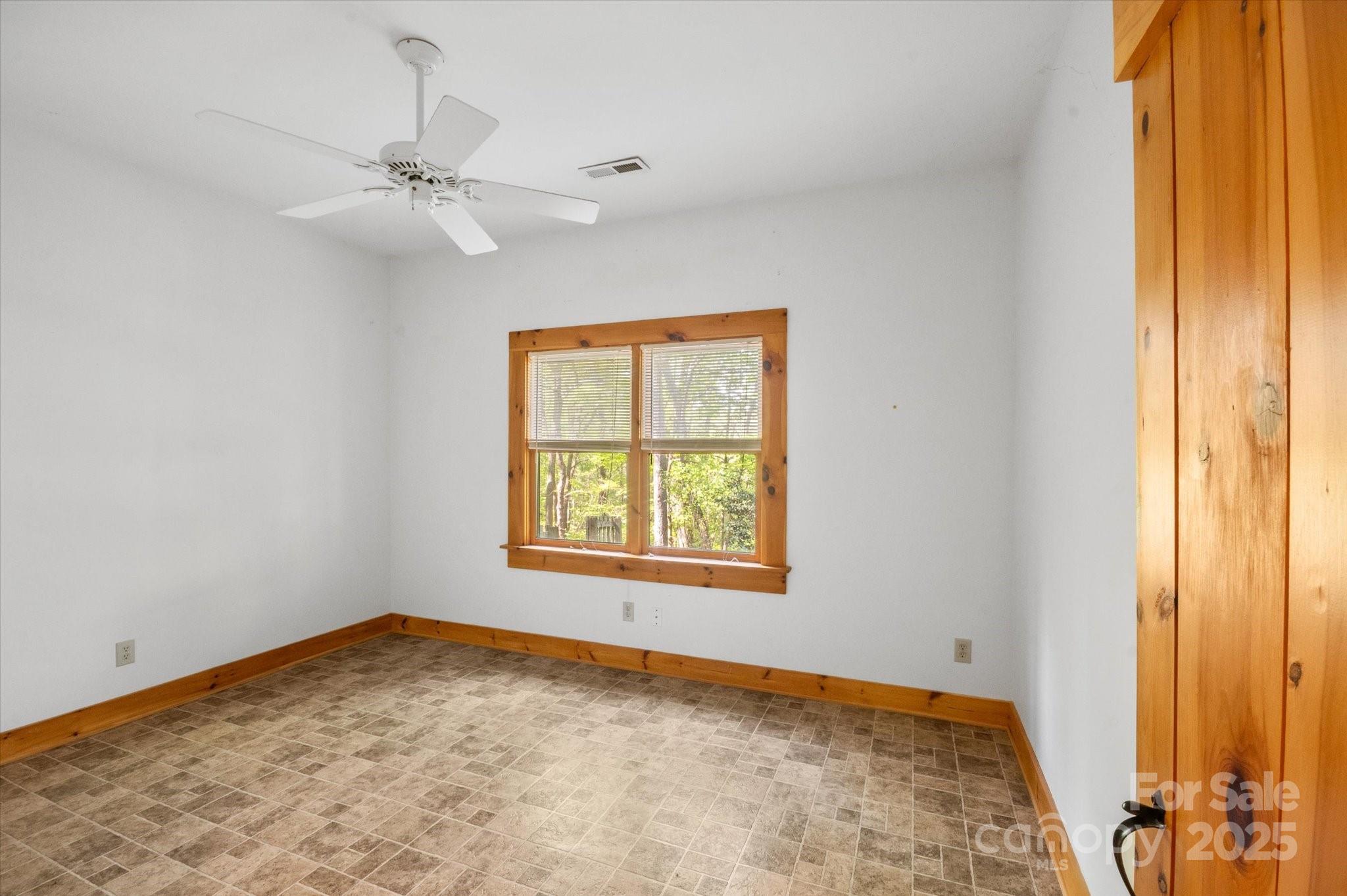 447 Cherokee Circle Property Photo 21