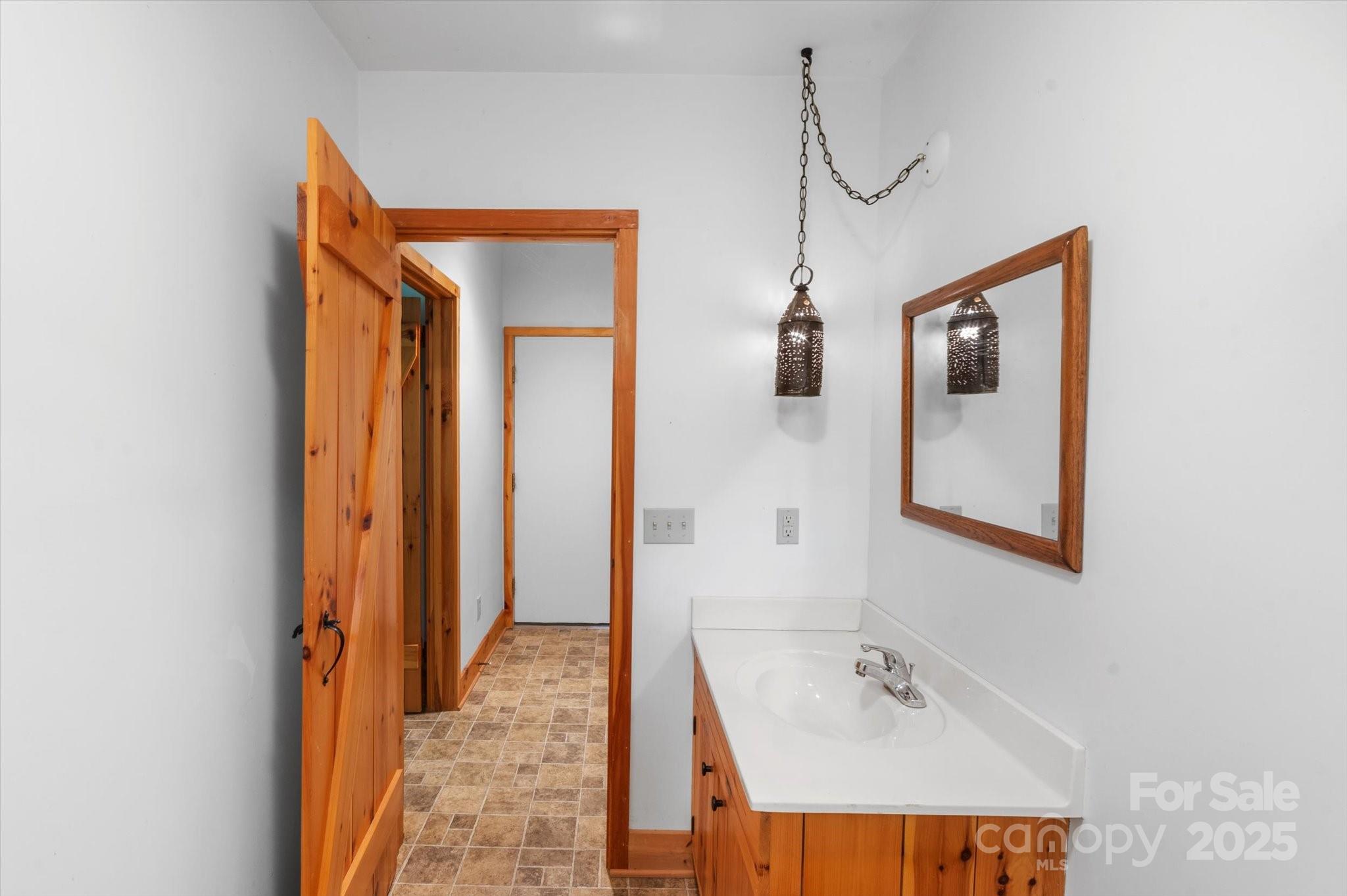 447 Cherokee Circle Property Photo 29