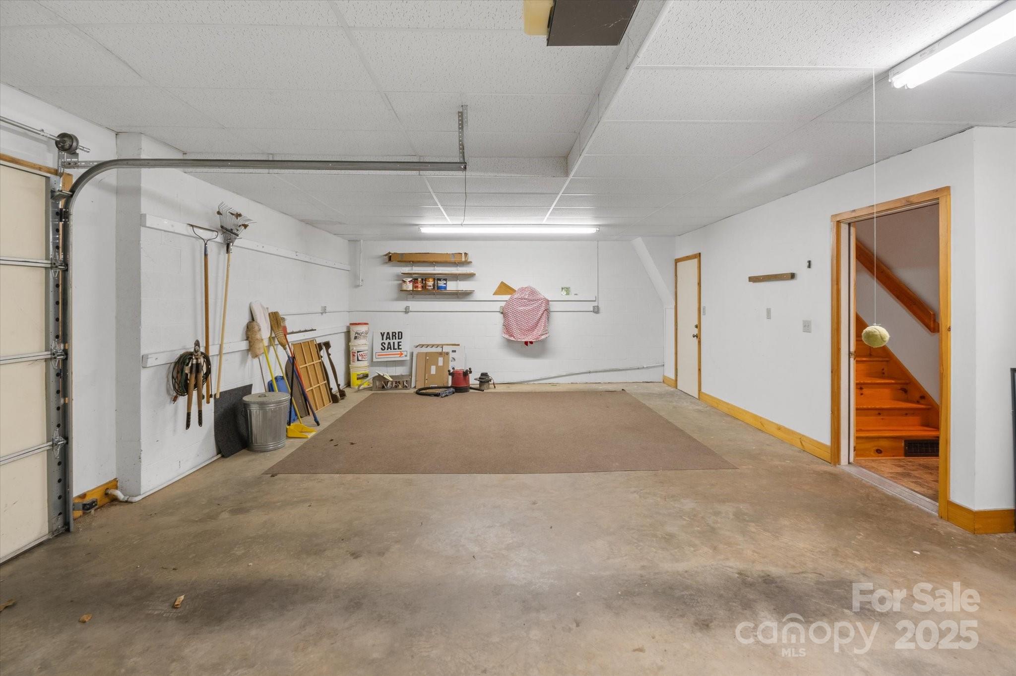 447 Cherokee Circle Property Photo 32