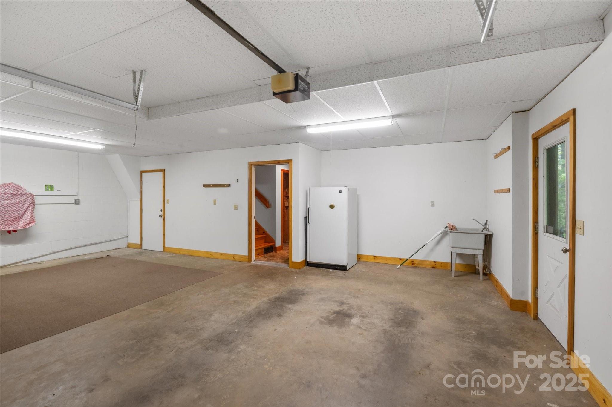 447 Cherokee Circle Property Photo 34