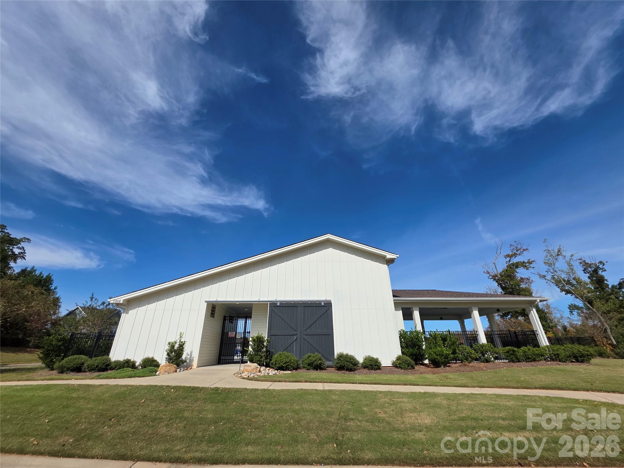 7034 Kingfisher Way Property Photo 6