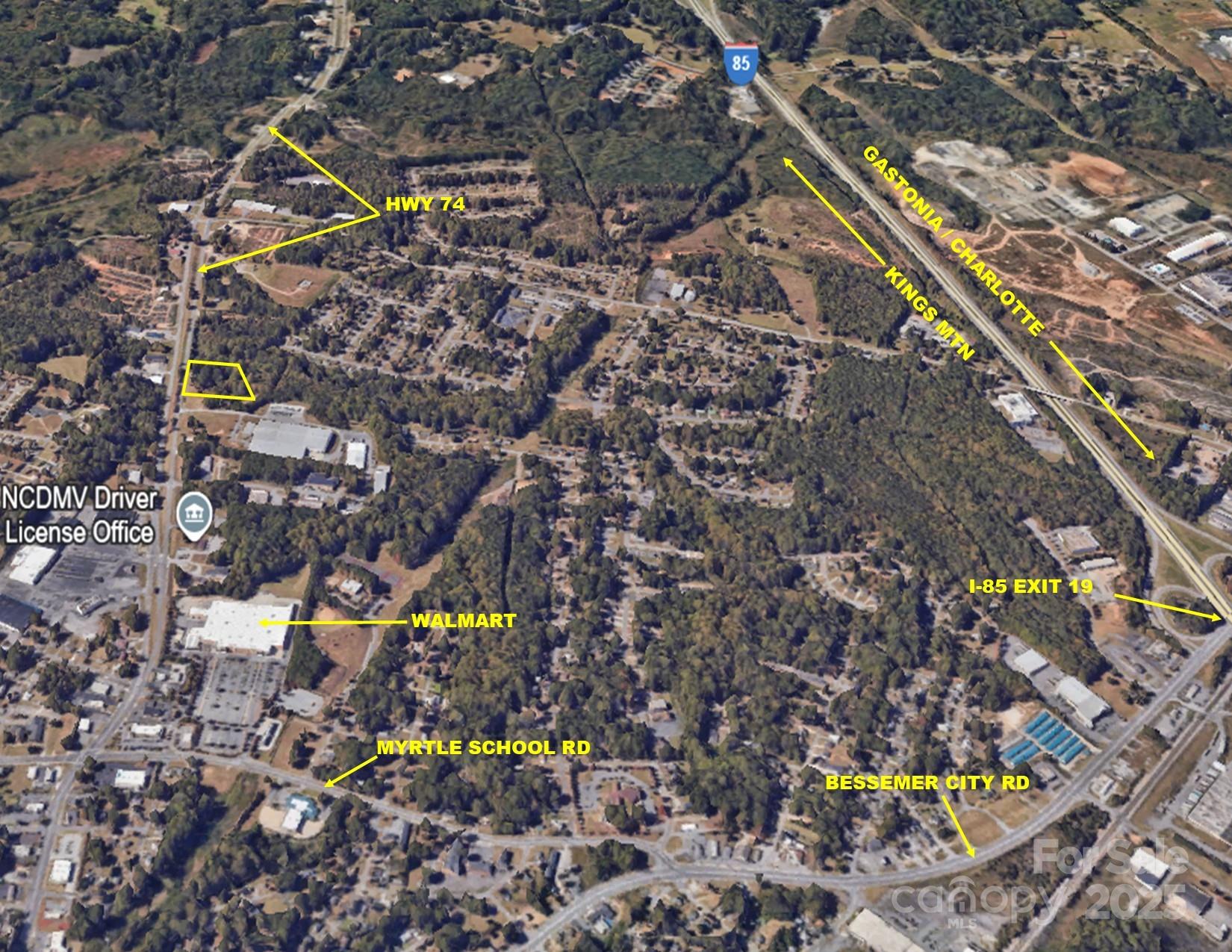 2760 W Franklin Boulevard Property Photo 3