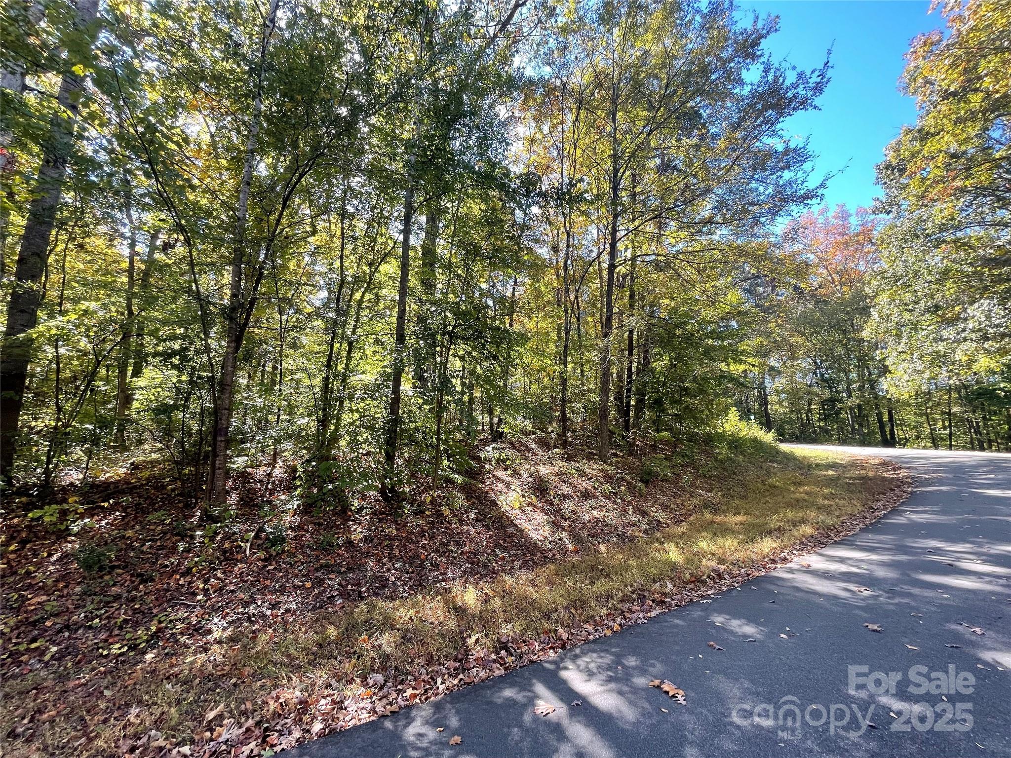 00 Heather Lane Property Photo 1