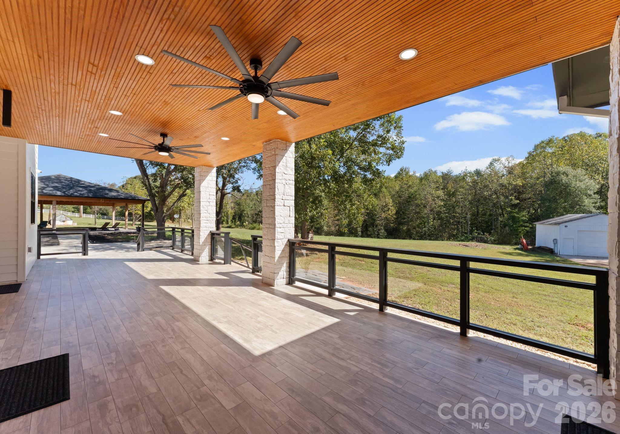 116 Bent Twig Drive Property Photo 4