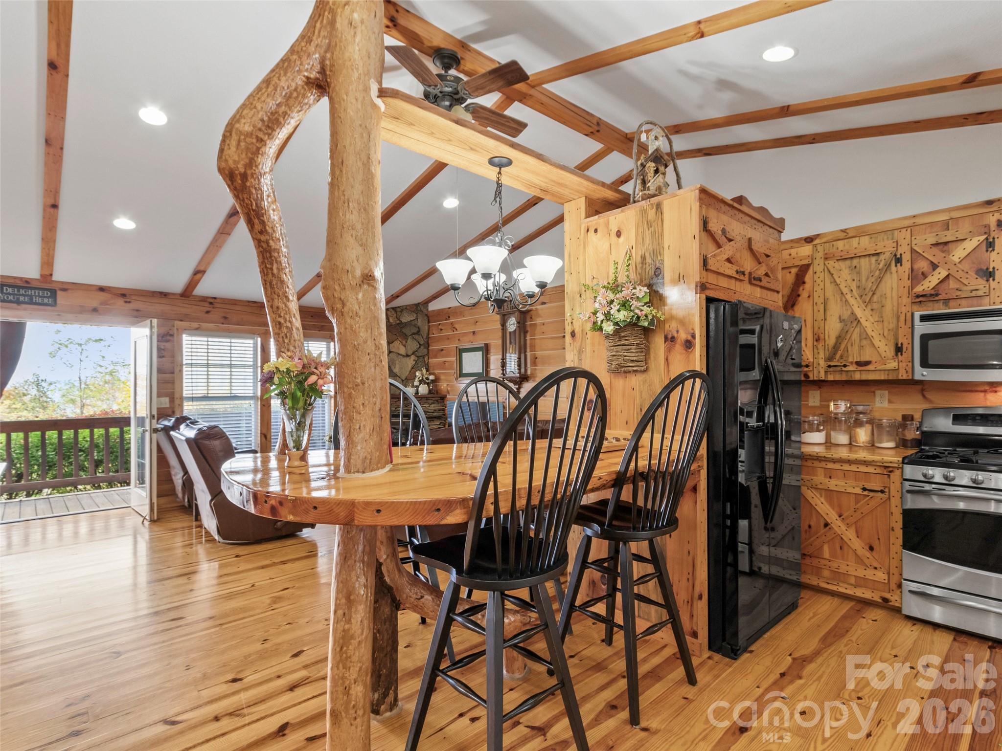 1447/1421 Ayers Mountain Road Property Photo 6