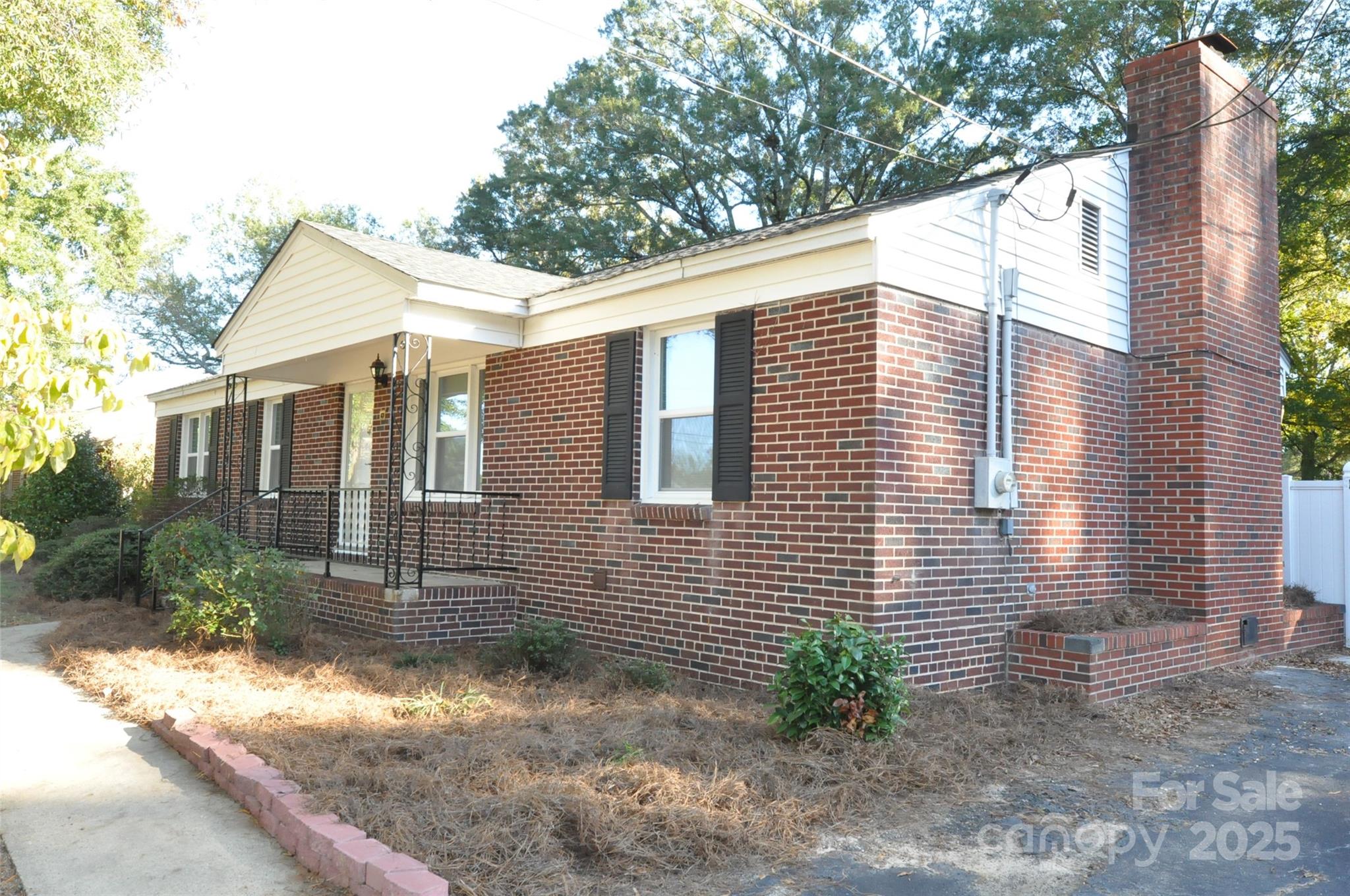 109 Hardin Street Property Photo 3