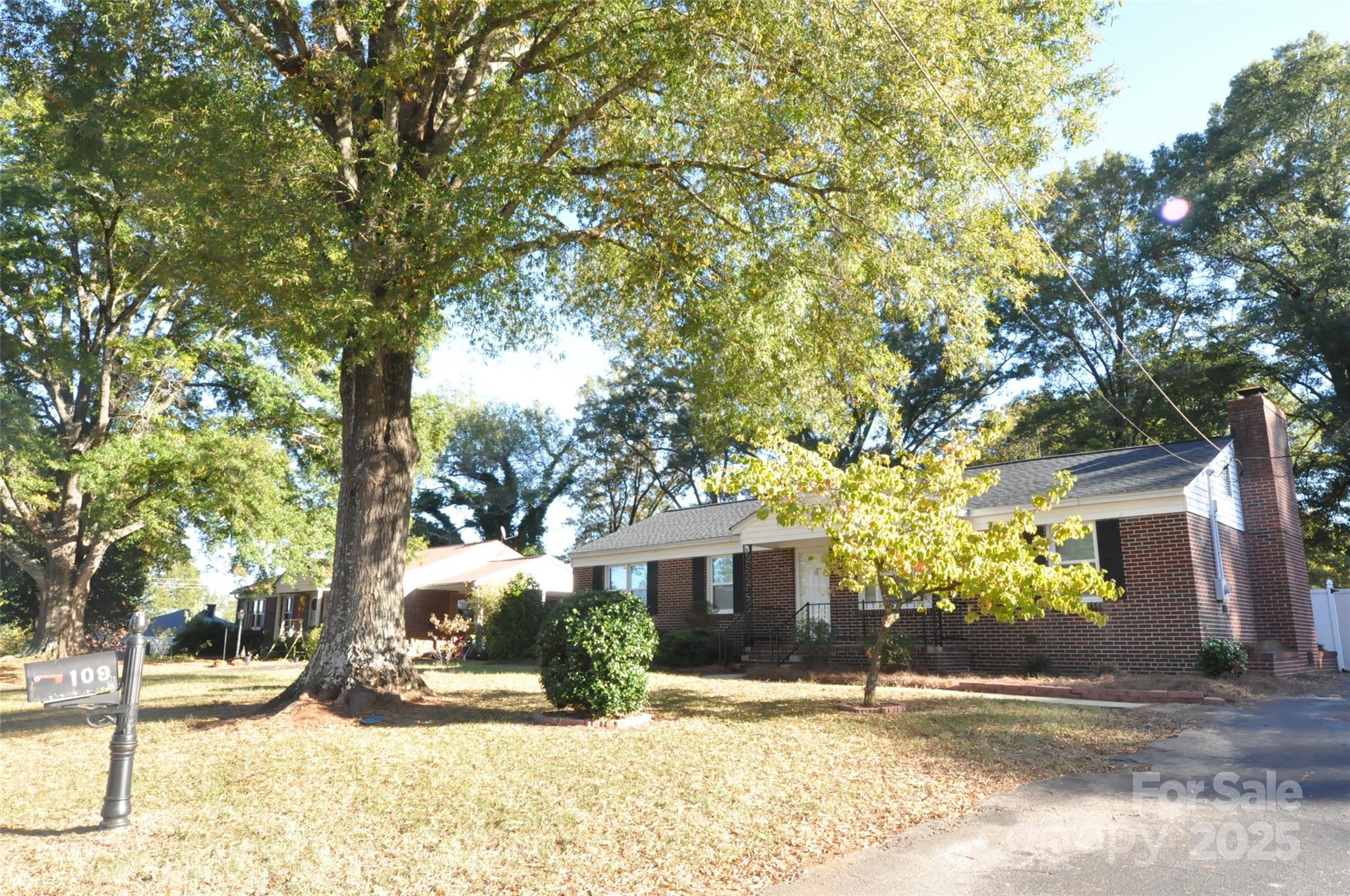 109 Hardin Street Property Photo 4