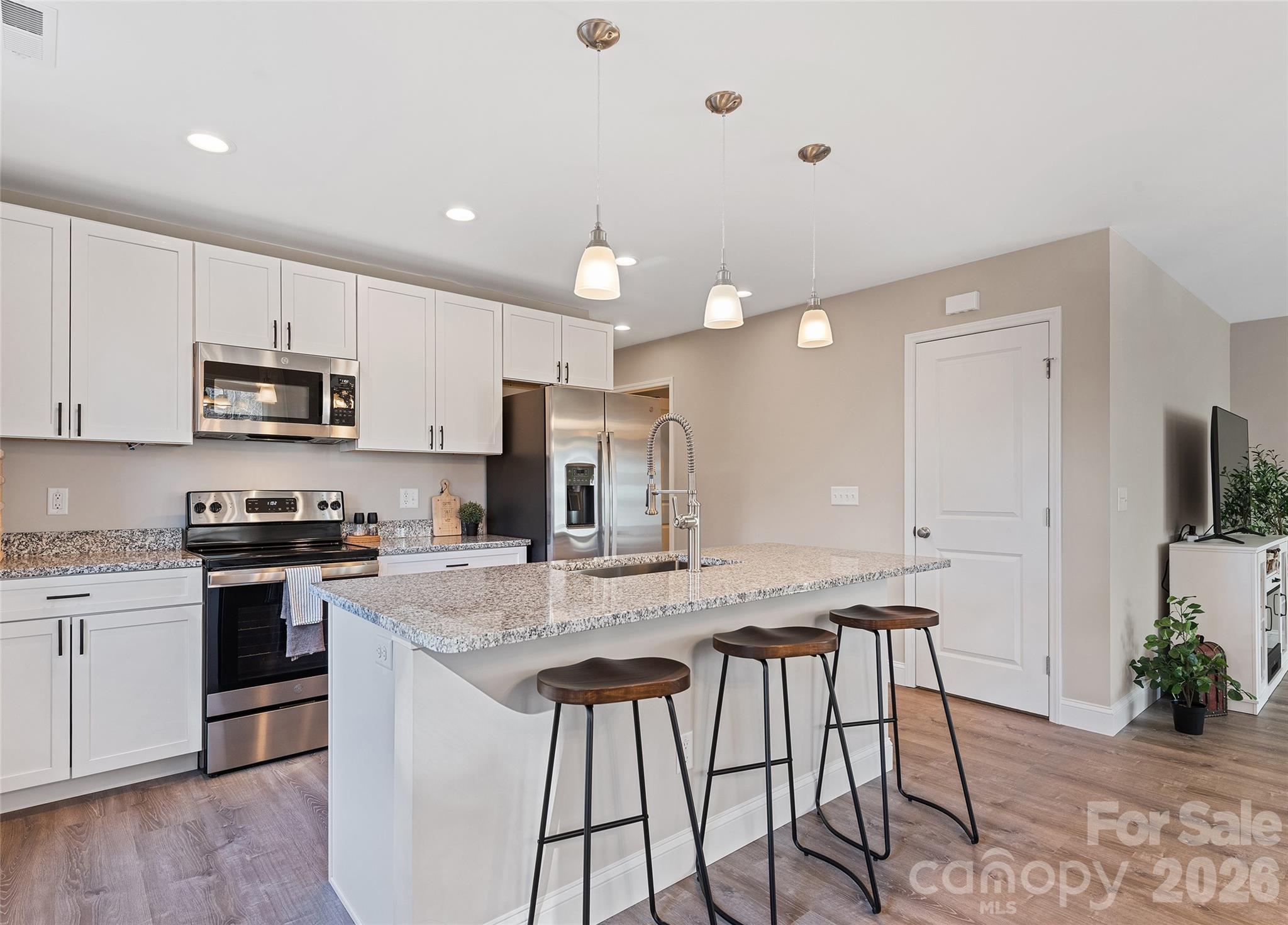687 Holtzclaw Road Property Photo 8