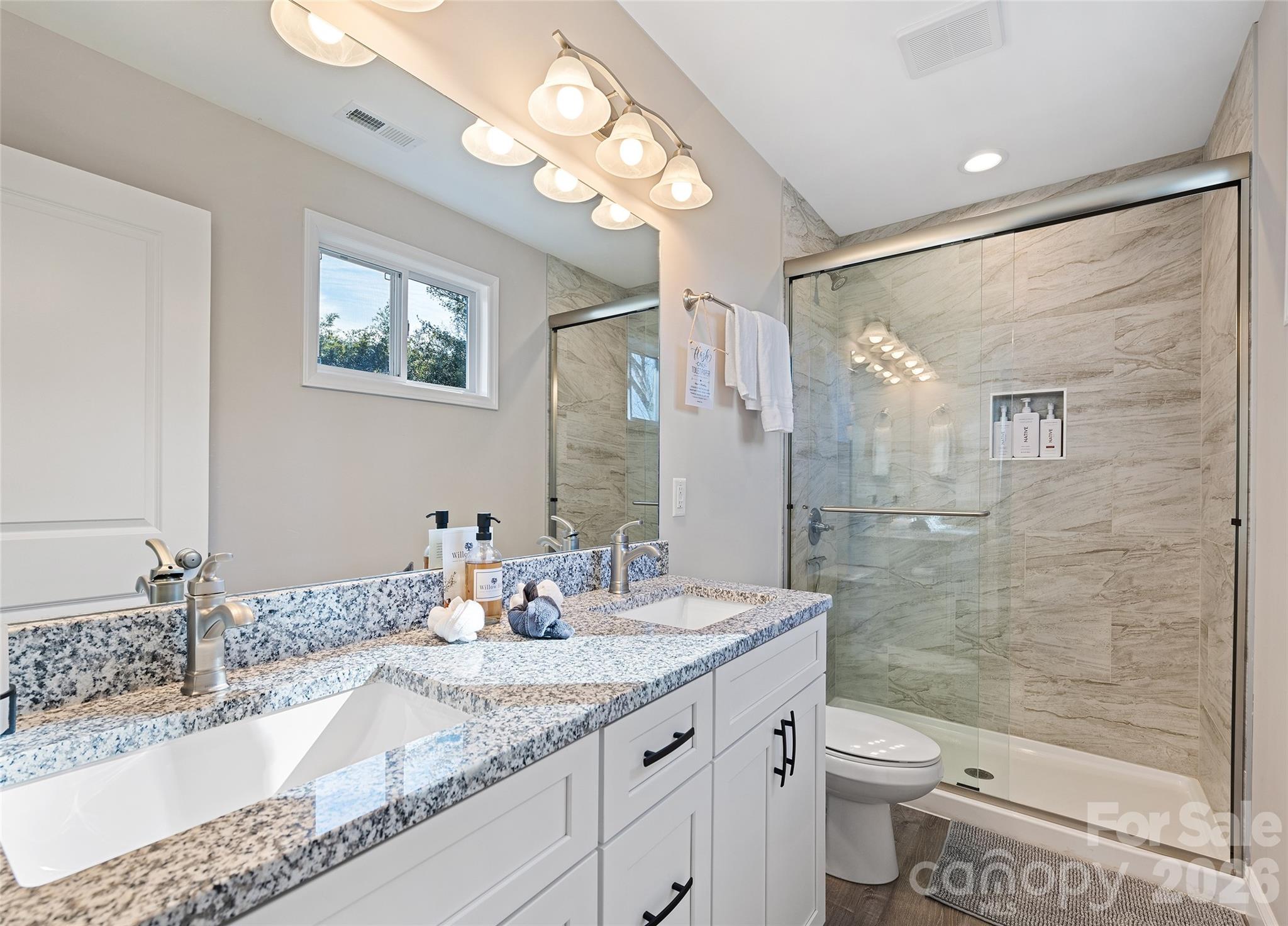 687 Holtzclaw Road Property Photo 17