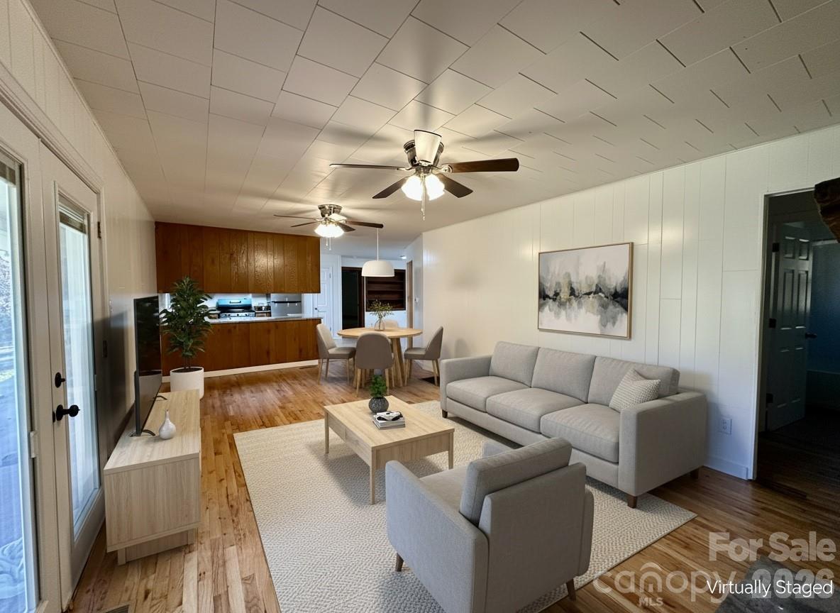 208 Murdock Road Property Photo 14