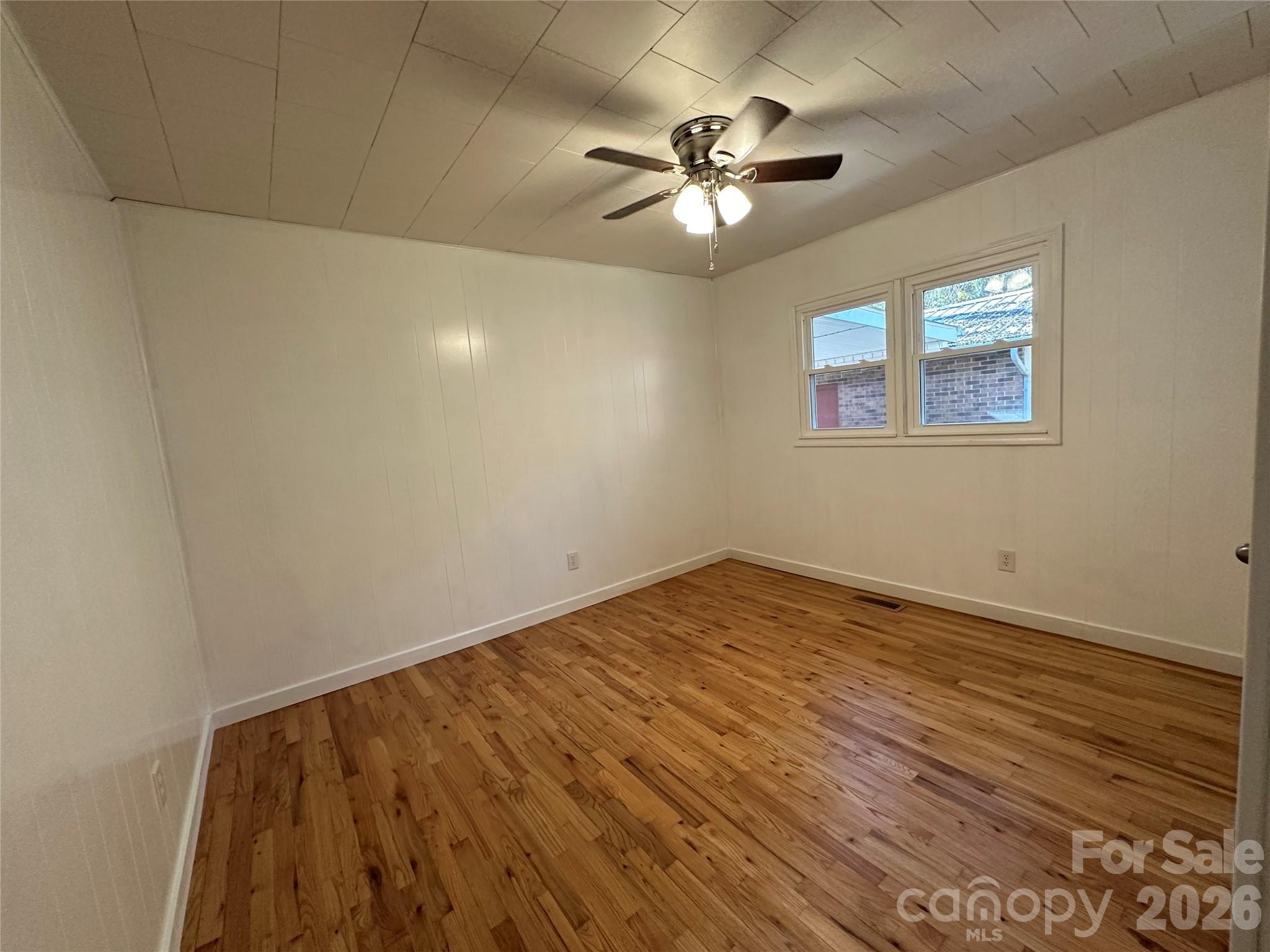 208 Murdock Road Property Photo 21