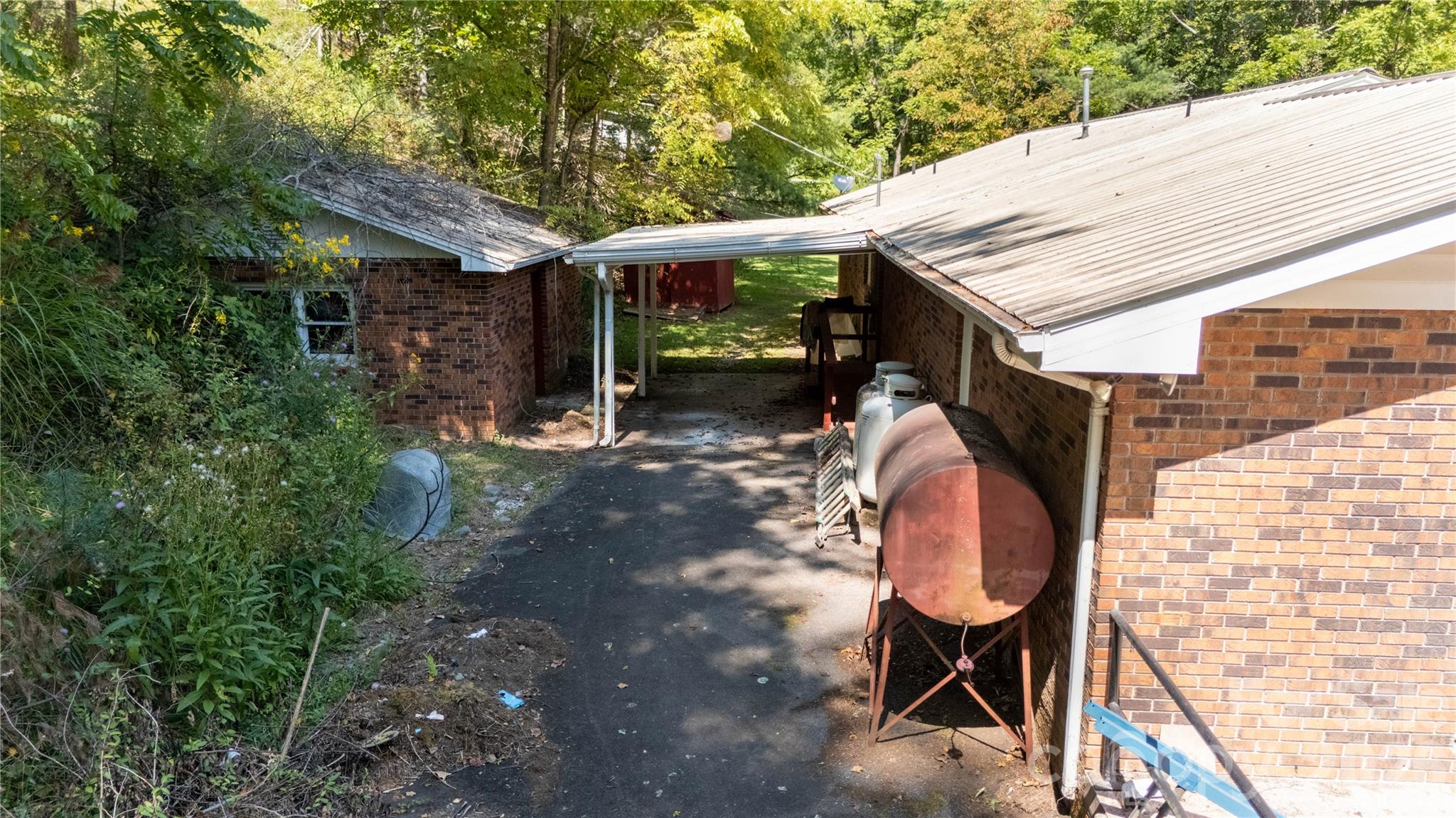 208 Murdock Road Property Photo 33