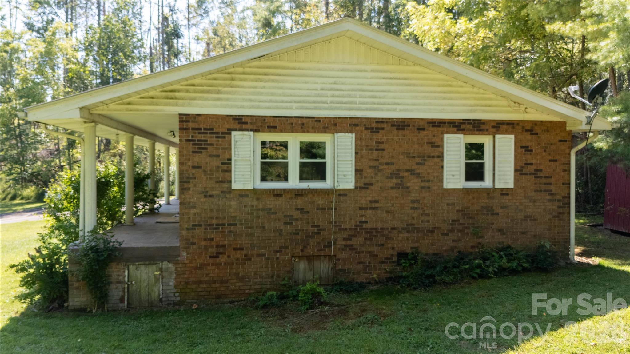 208 Murdock Road Property Photo 37