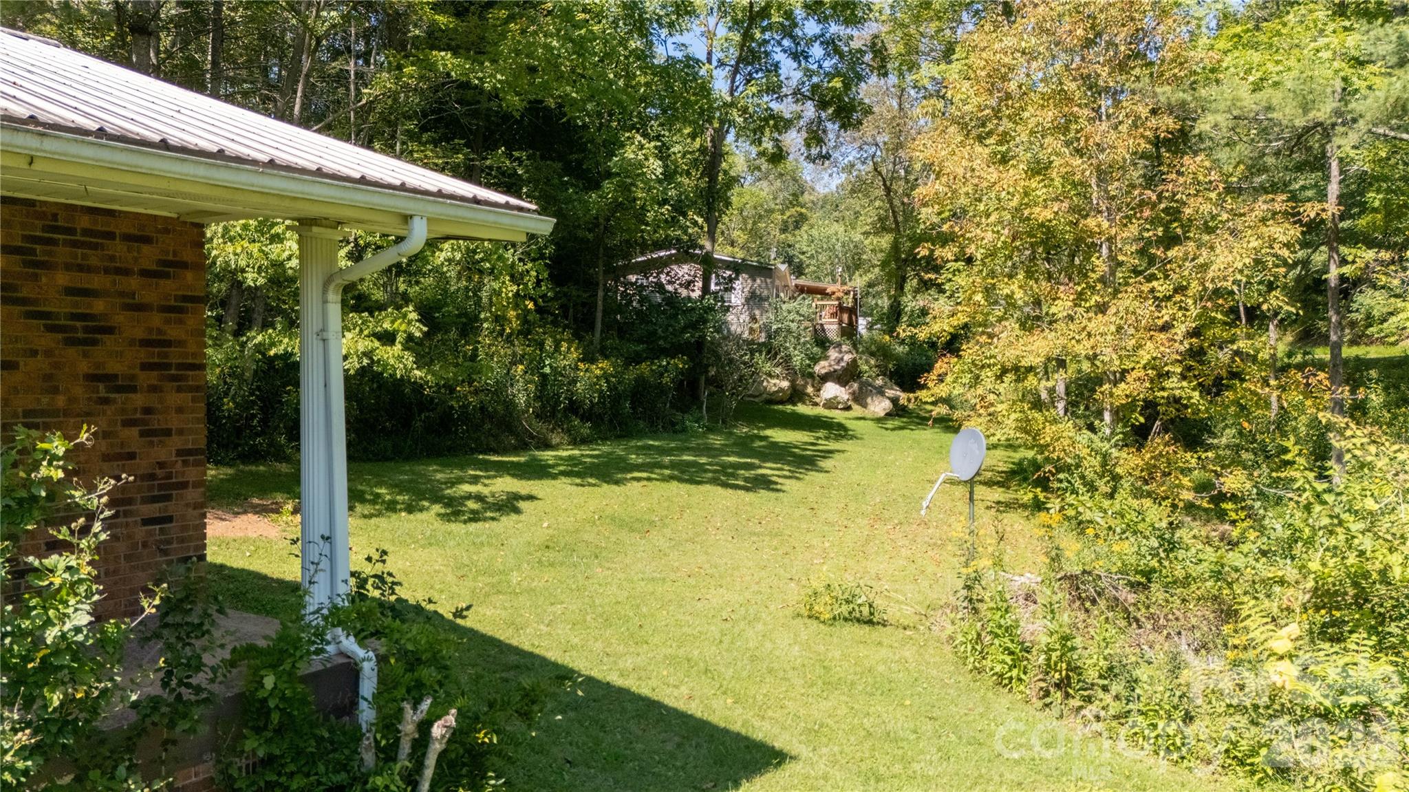 208 Murdock Road Property Photo 38