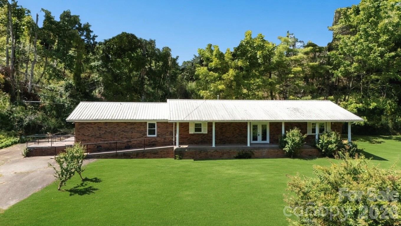 208 Murdock Road Property Photo 42