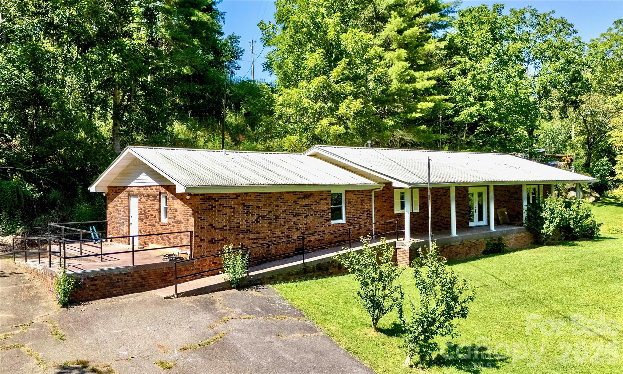 208 Murdock Road Property Photo 45
