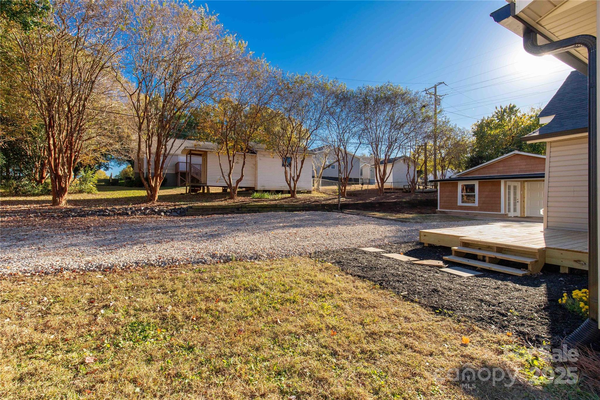 203 Jackson Street Property Photo 4