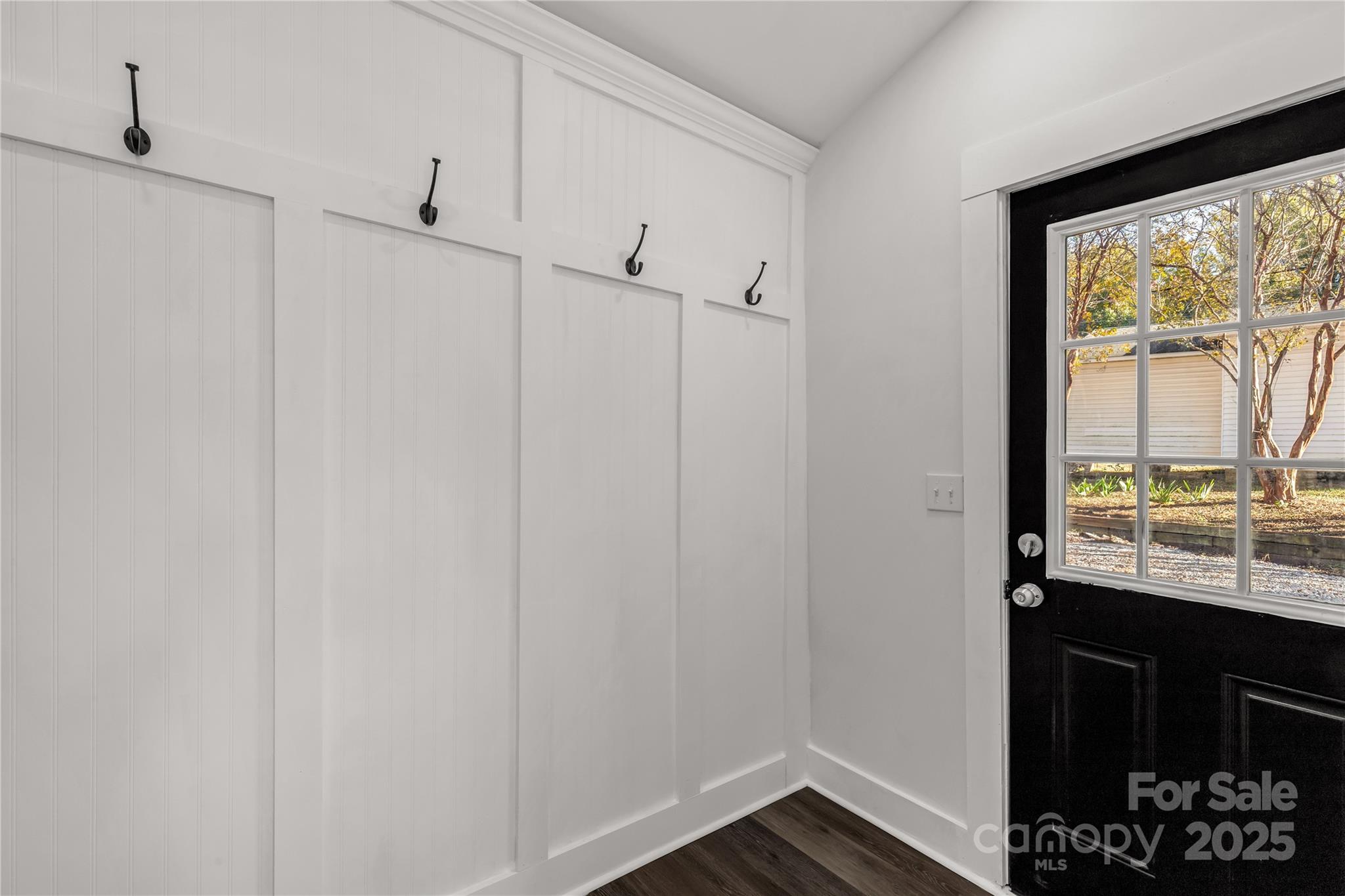 203 Jackson Street Property Photo 10