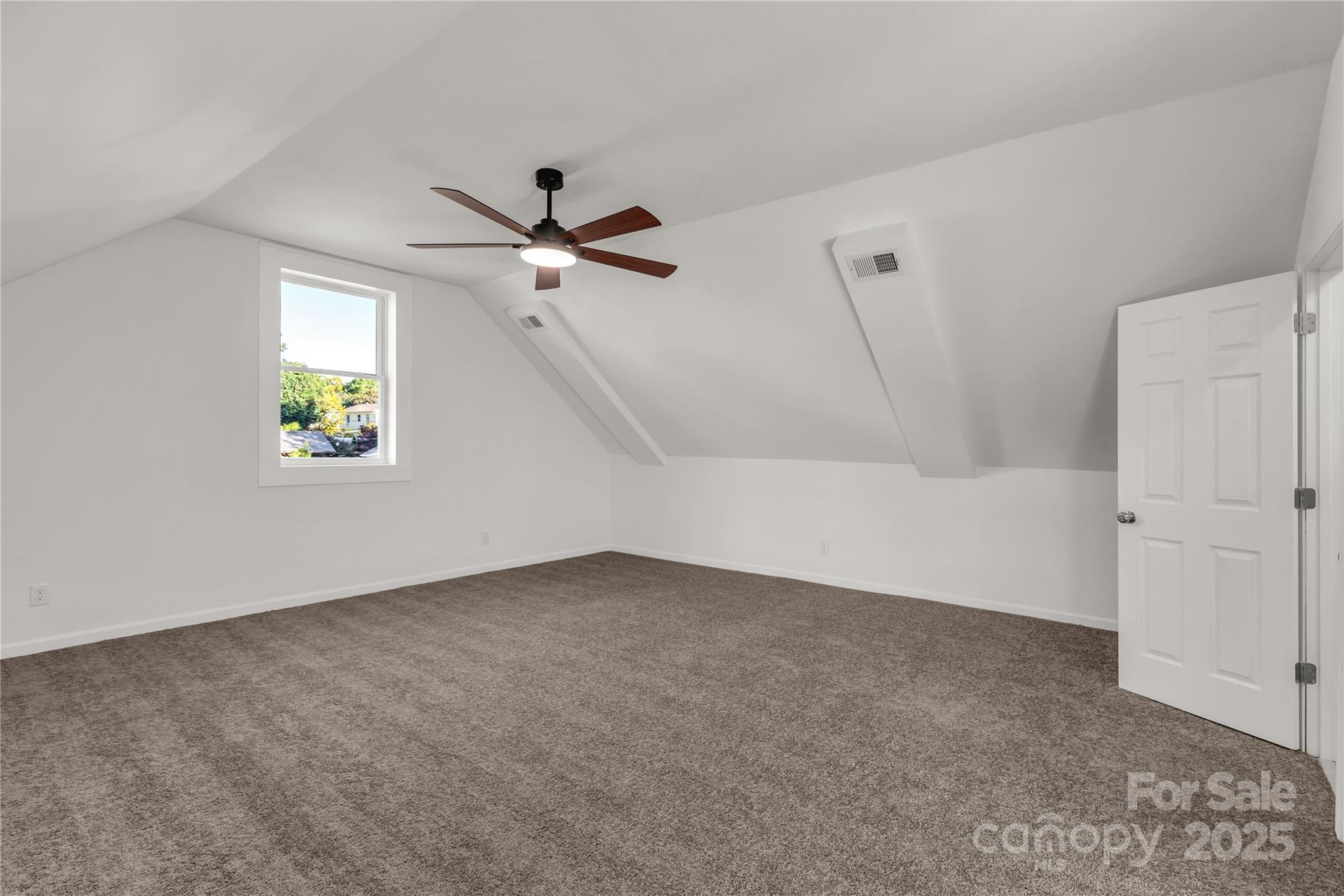 203 Jackson Street Property Photo 30