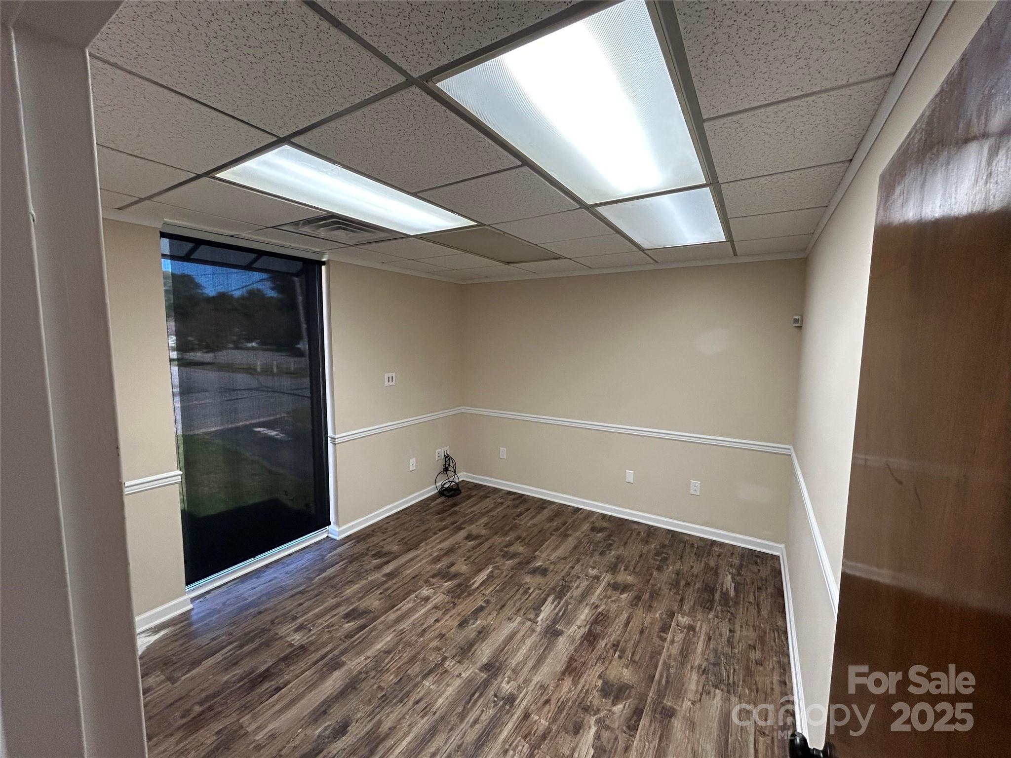 811 W Warren Street Property Photo 8