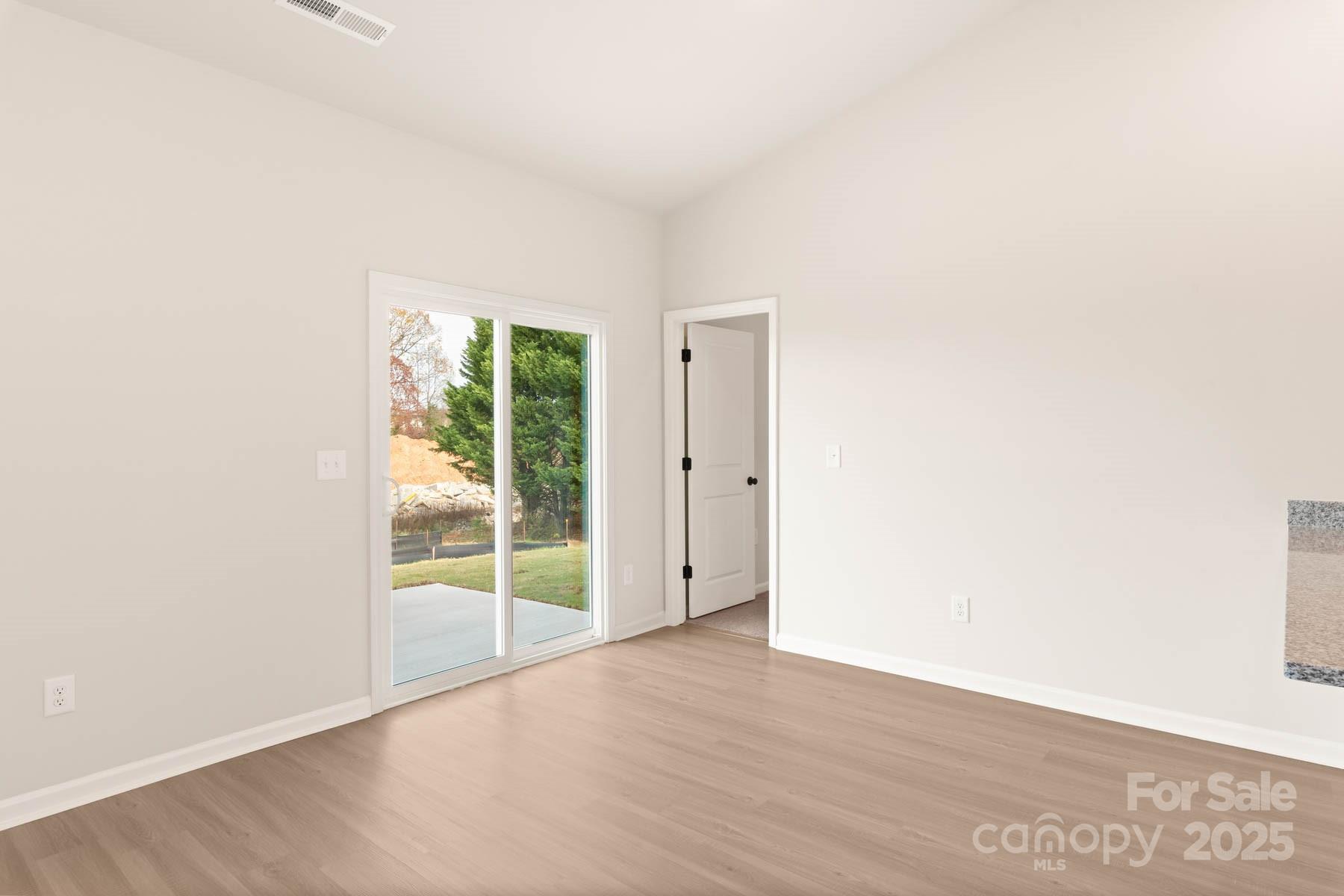 3337 Strong Box Lane Property Photo 3