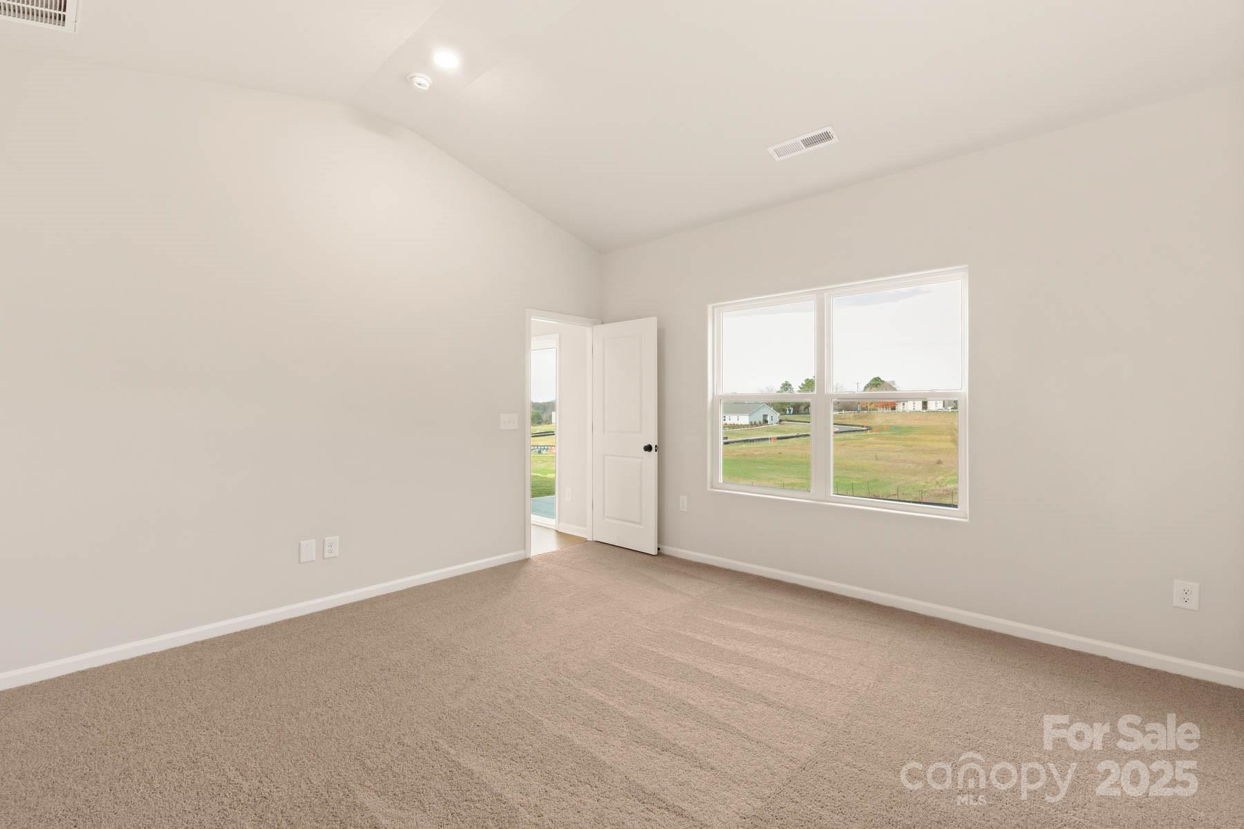 3337 Strong Box Lane Property Photo 11