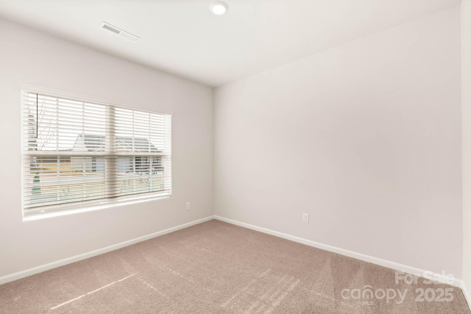 3337 Strong Box Lane Property Photo 12