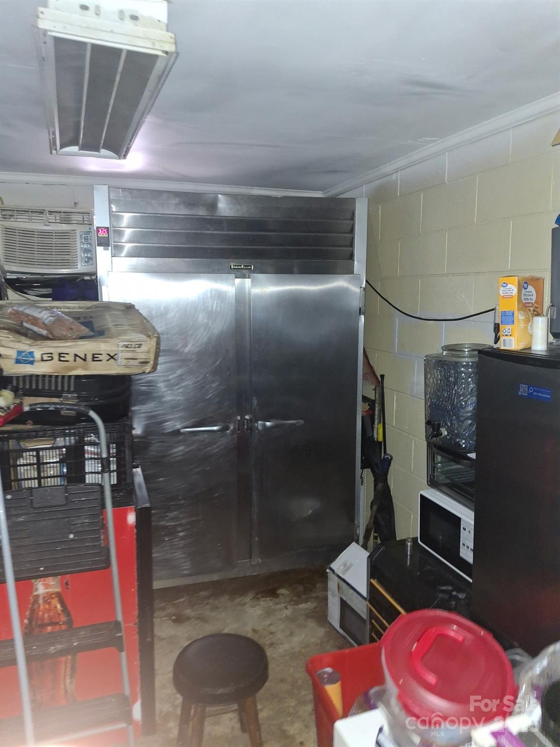 203 N Cherry Street Property Photo 1