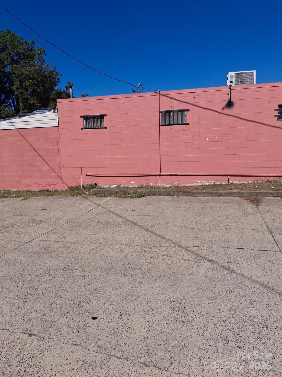 203 N Cherry Street Property Photo 7