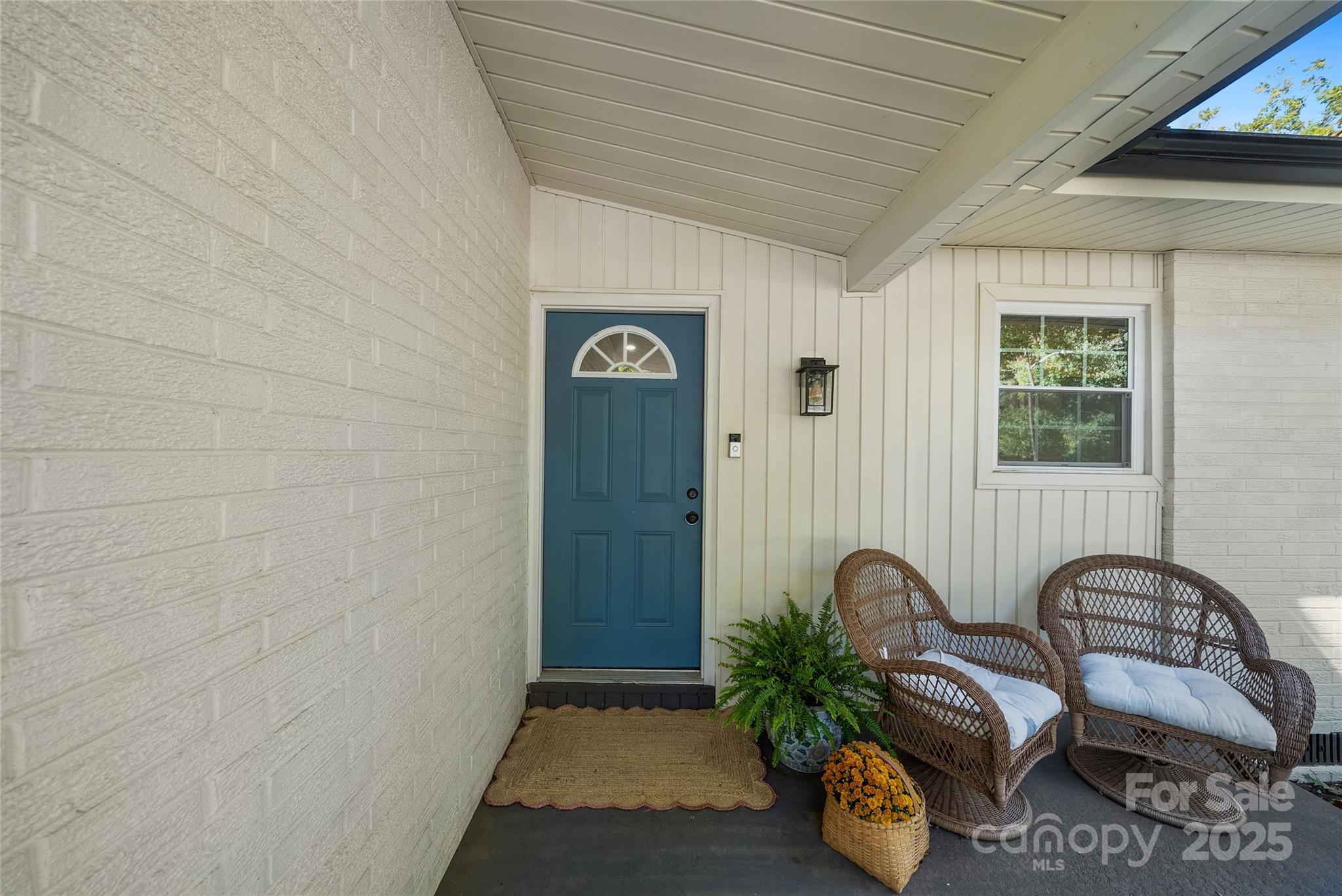 3715 Castlerock Drive Property Photo 2