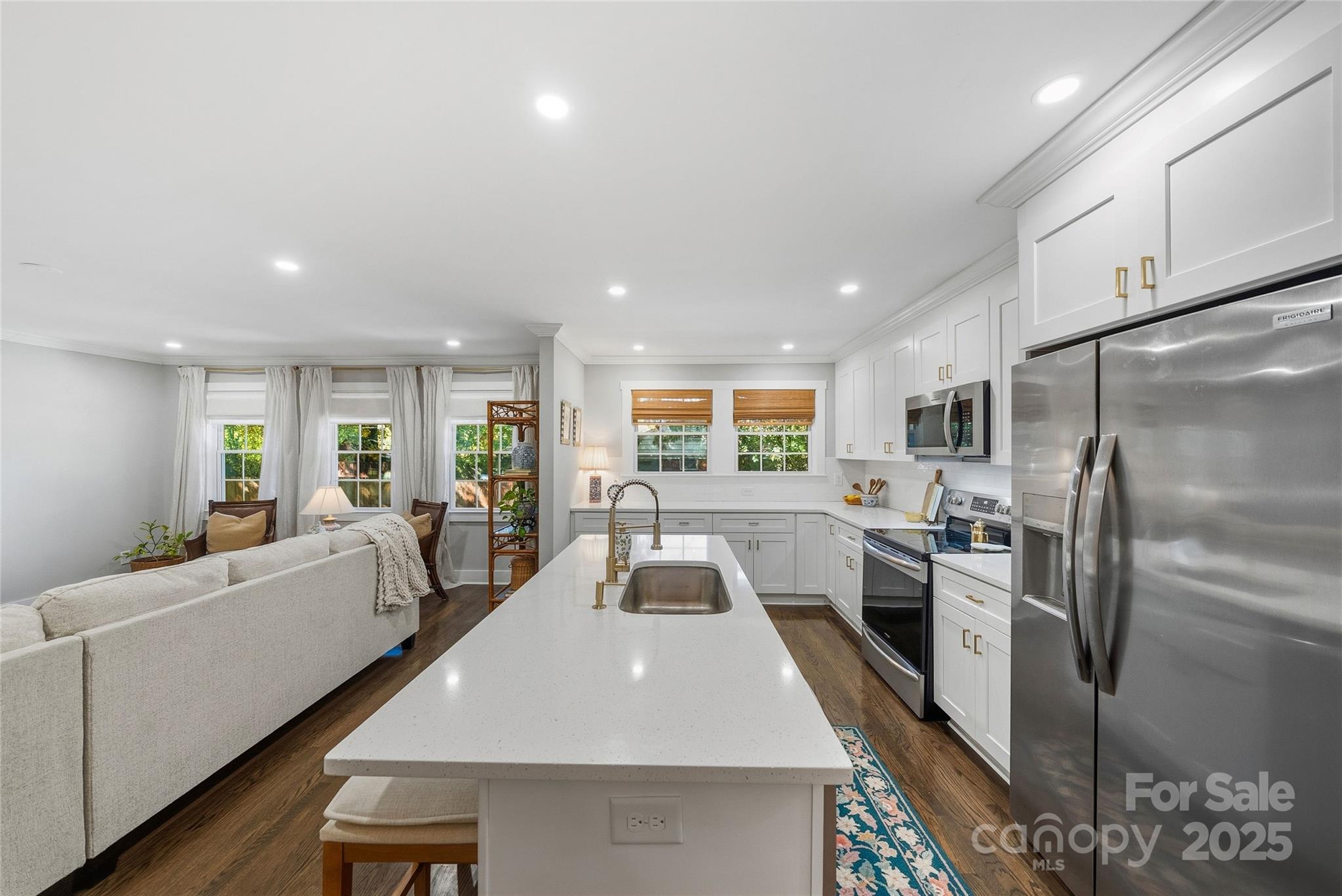 3715 Castlerock Drive Property Photo 12