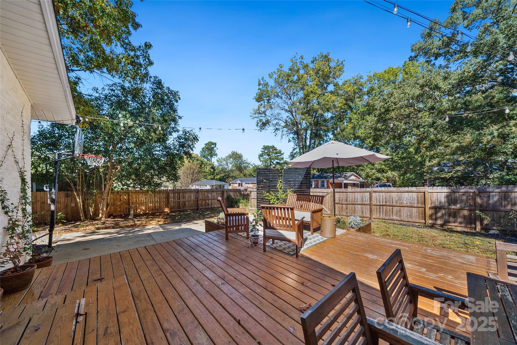 3715 Castlerock Drive Property Photo 27