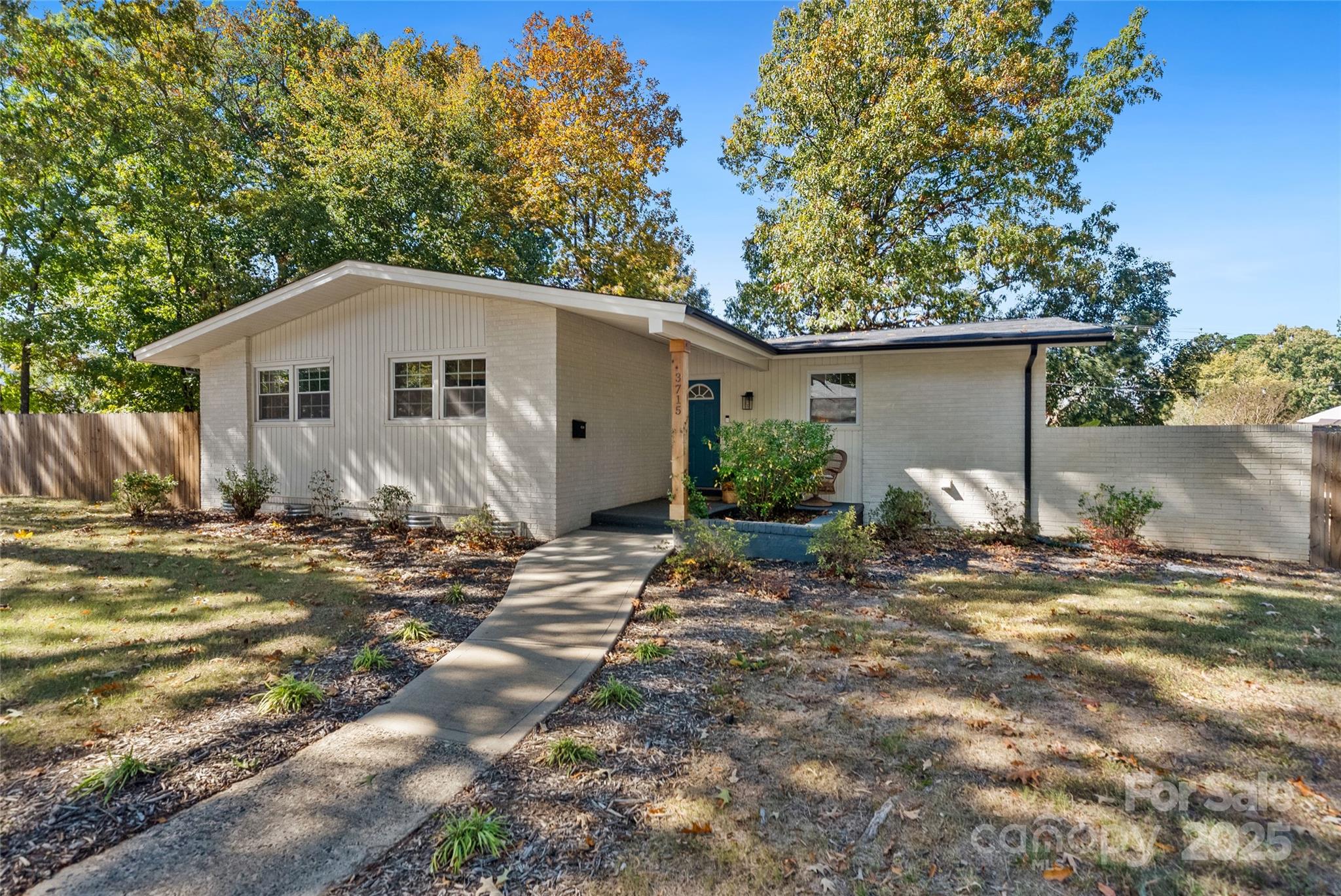 3715 Castlerock Drive Property Photo 32