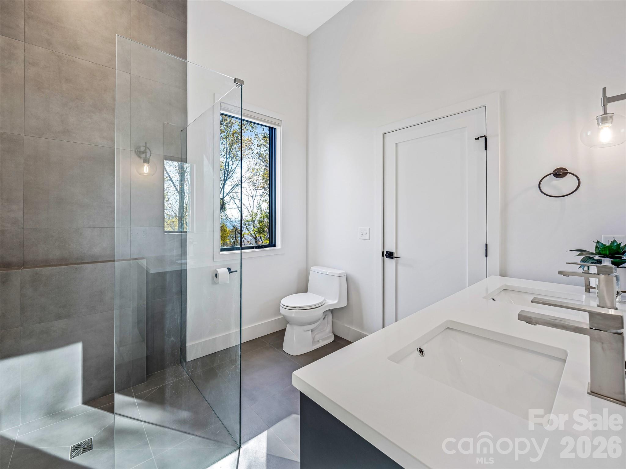 15 Laurel Ledge Way Property Photo 32