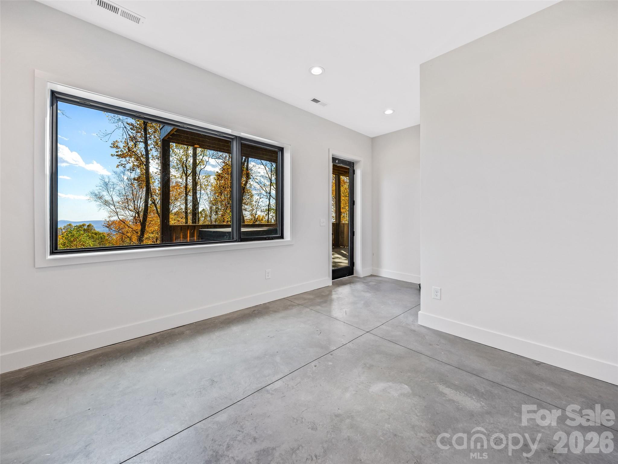 15 Laurel Ledge Way Property Photo 41